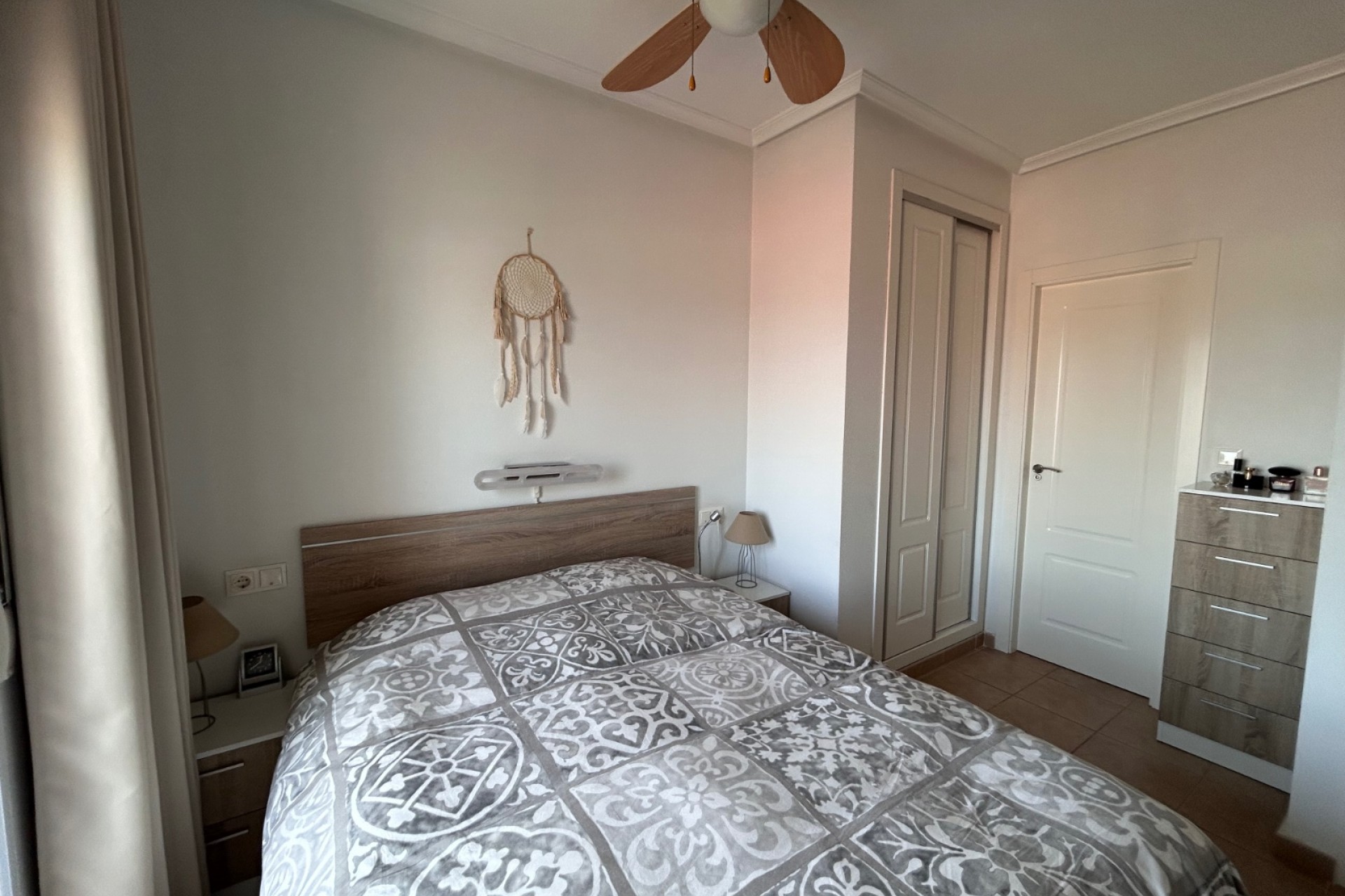Resale - Apartment -
Jacarilla