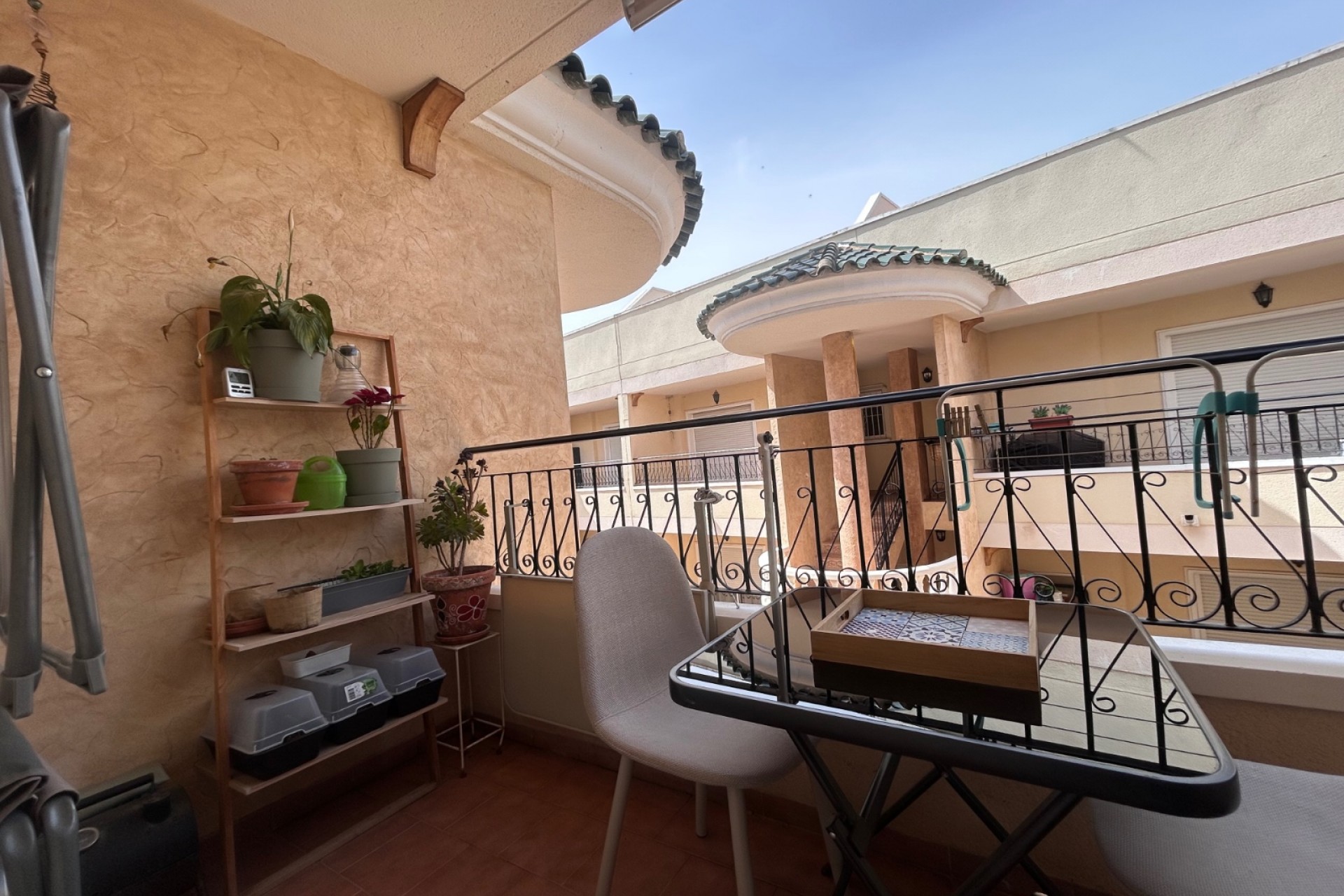 Resale - Apartment -
Jacarilla