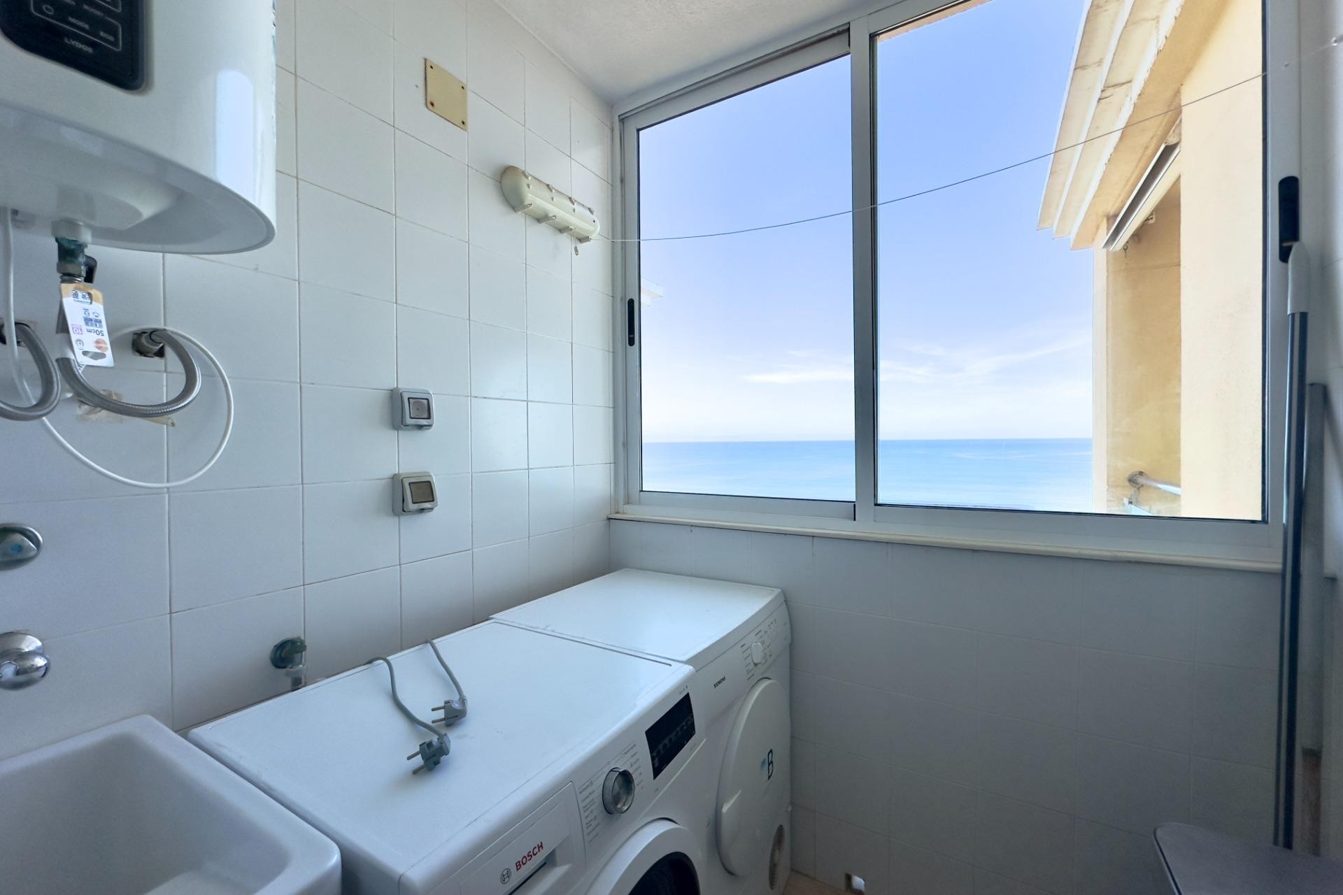 Resale - Apartment -
La Manga del Mar Menor - Playa del Esparto-Veneziola