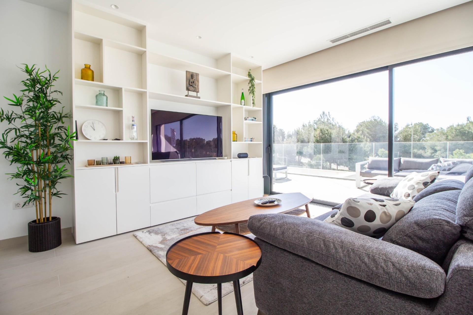 Resale - Apartment -
Las Colinas Golf Resort - Las Colinas golf