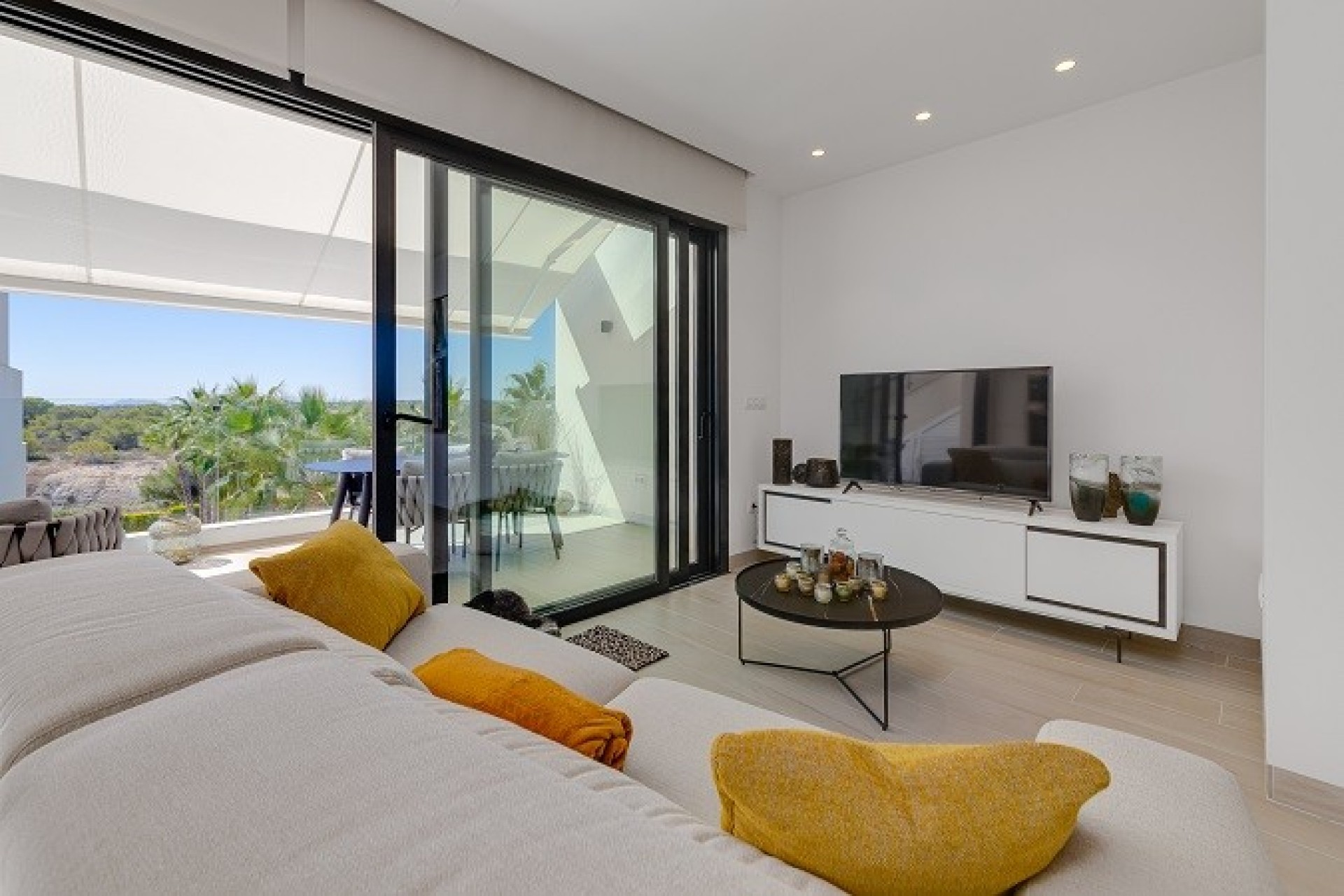 Resale - Apartment -
Las Colinas Golf Resort - Las Colinas golf