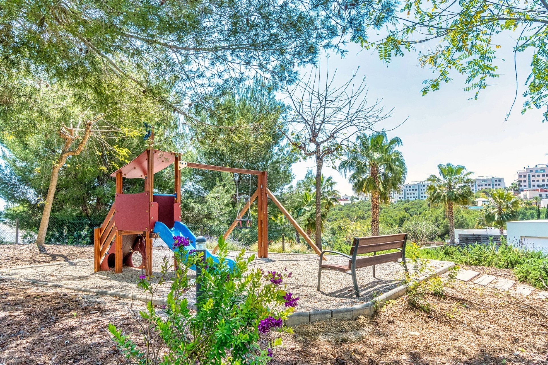 Resale - Apartment -
Las Colinas Golf Resort