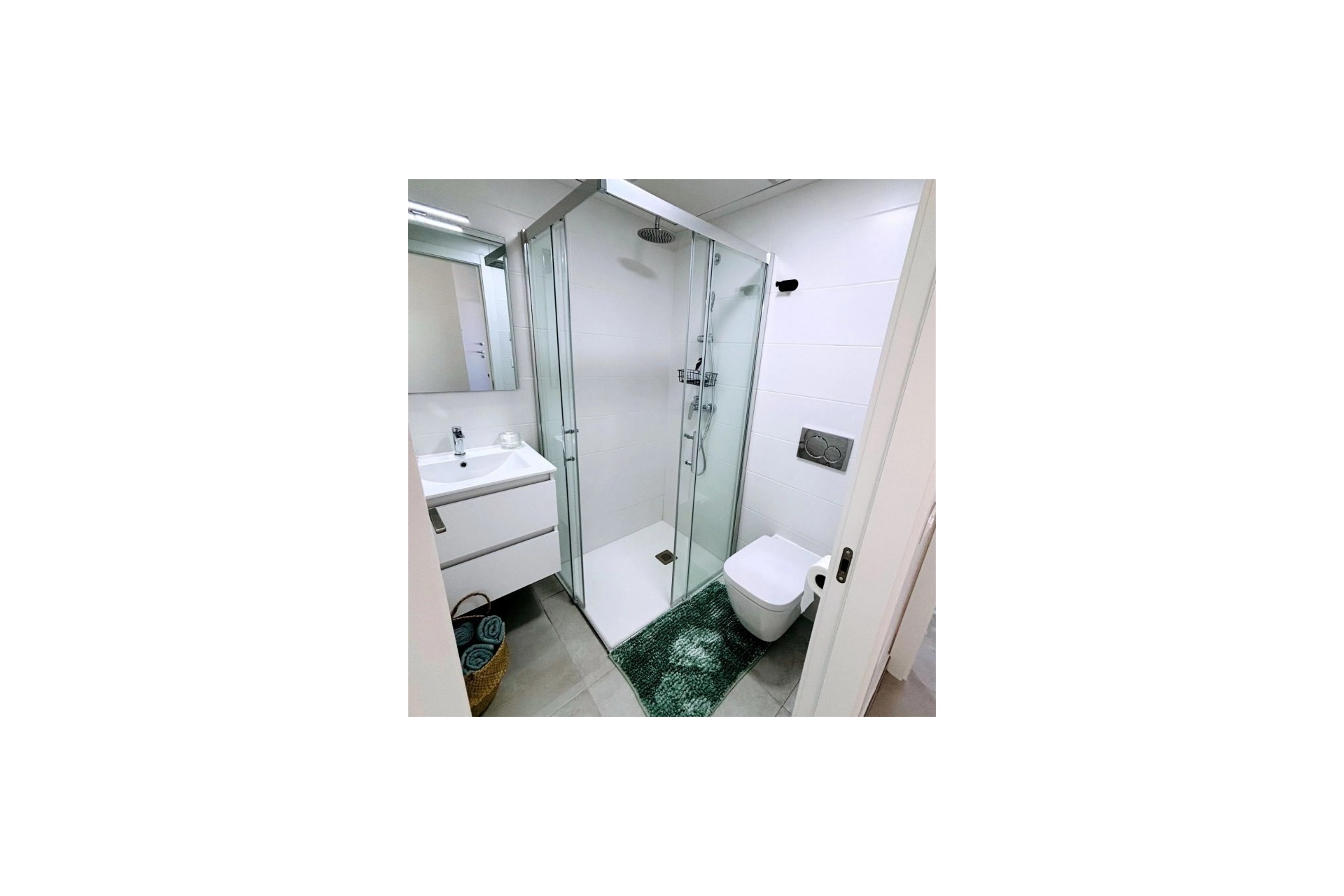 Resale - Apartment -
Las Filipinas