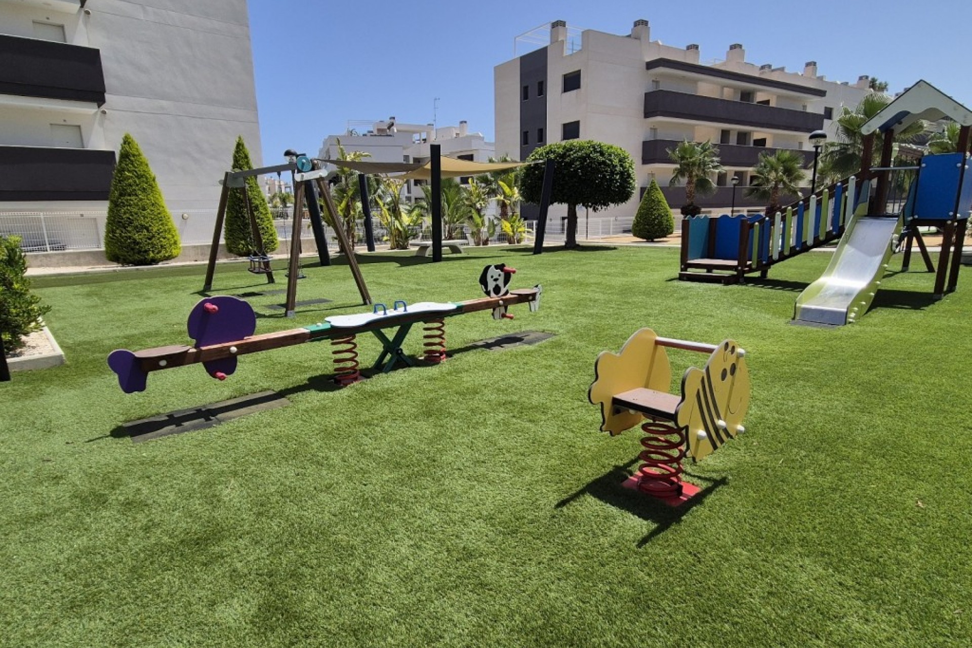 Resale - Apartment -
Las Filipinas