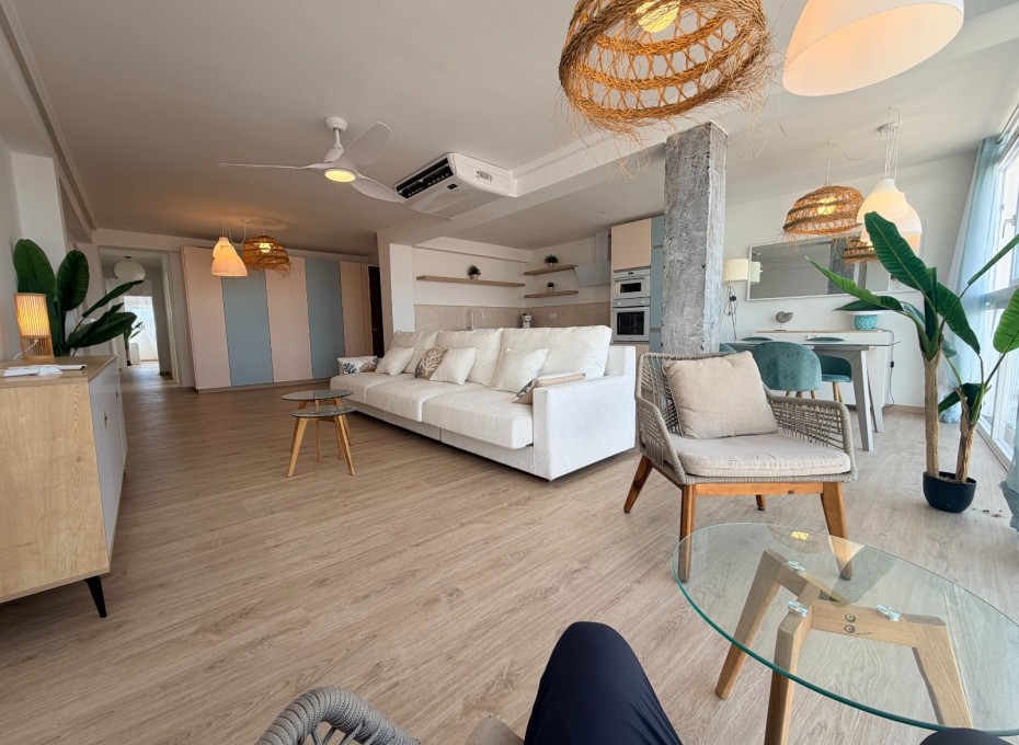 Resale - Apartment -
Lo Pagan