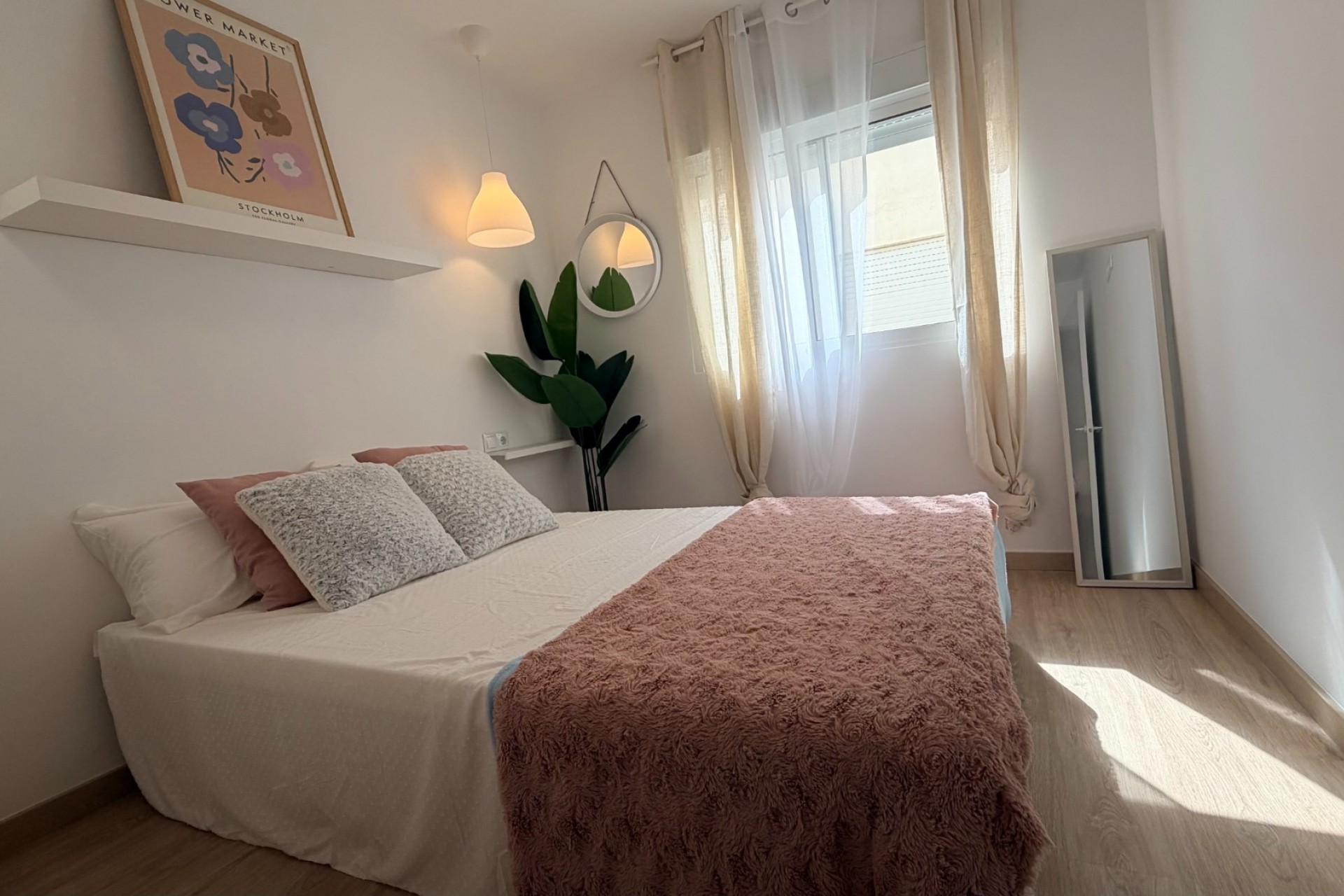 Resale - Apartment -
Lo Pagan