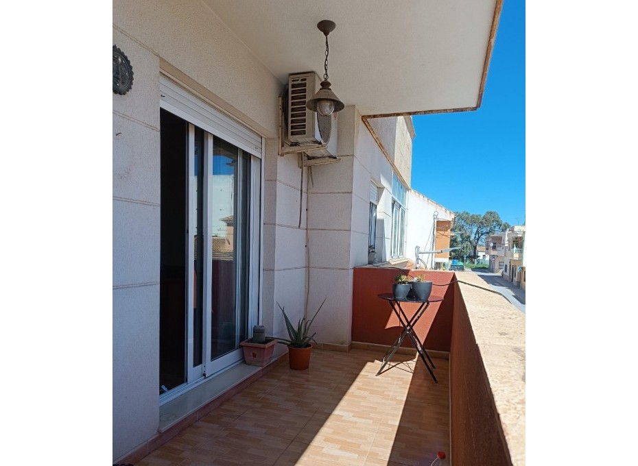 Resale - Apartment -
Los Montesinos