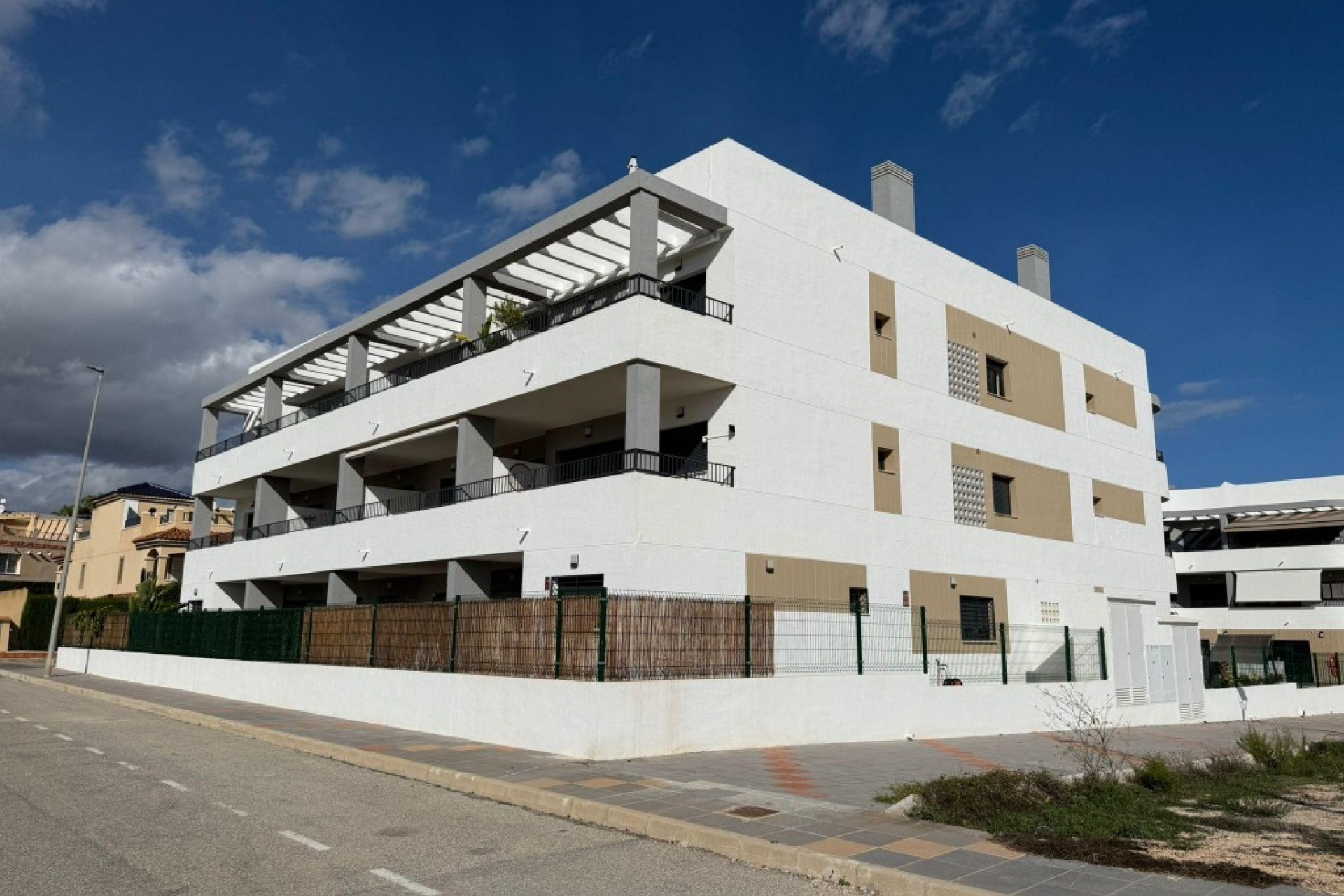 Resale - Apartment -
Mil Palmeras