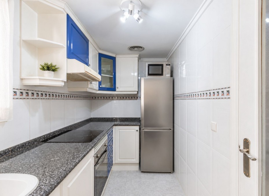 Resale - Apartment -
Moraira - Centro urbano