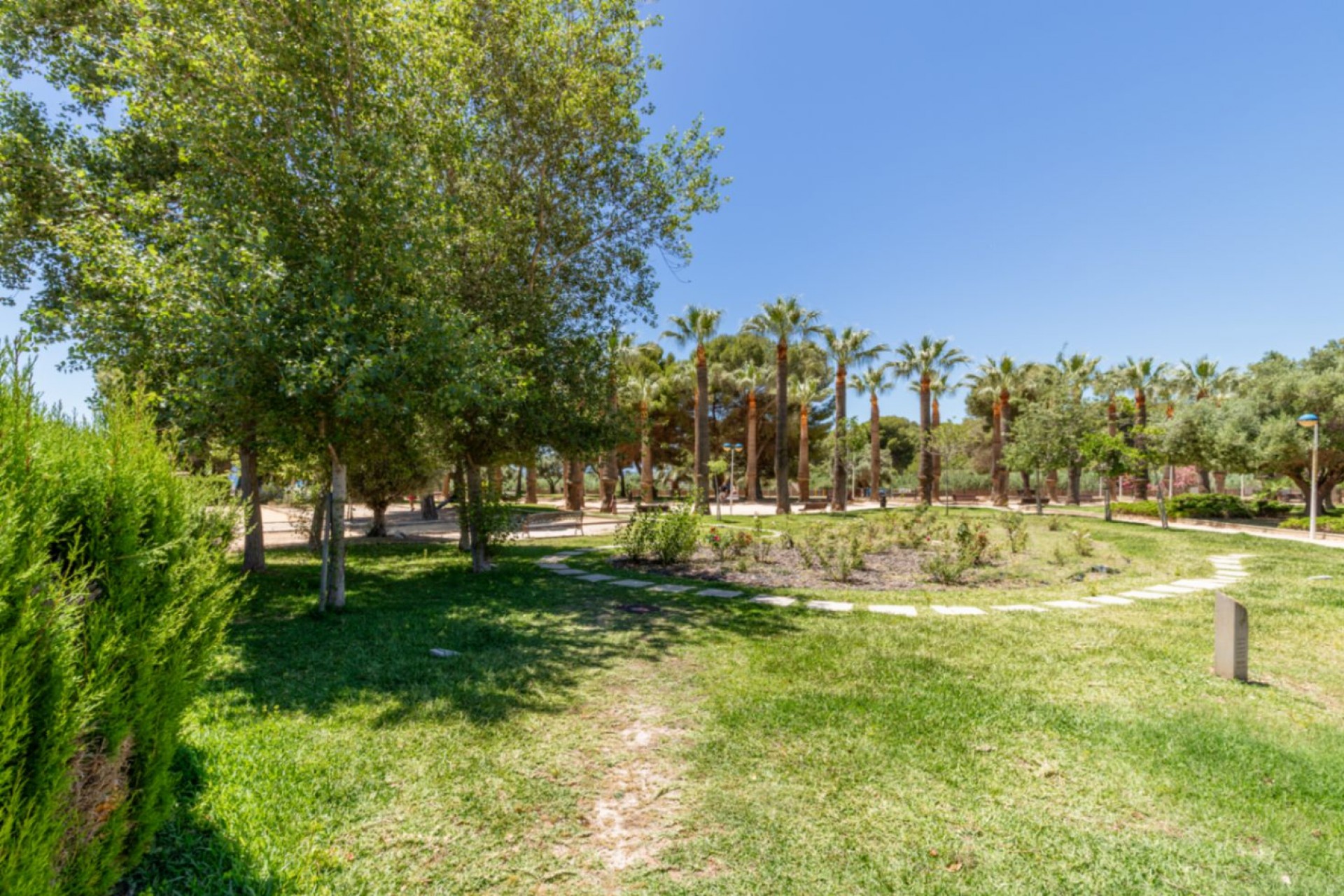 Resale - Apartment -
Moraira - Centro urbano