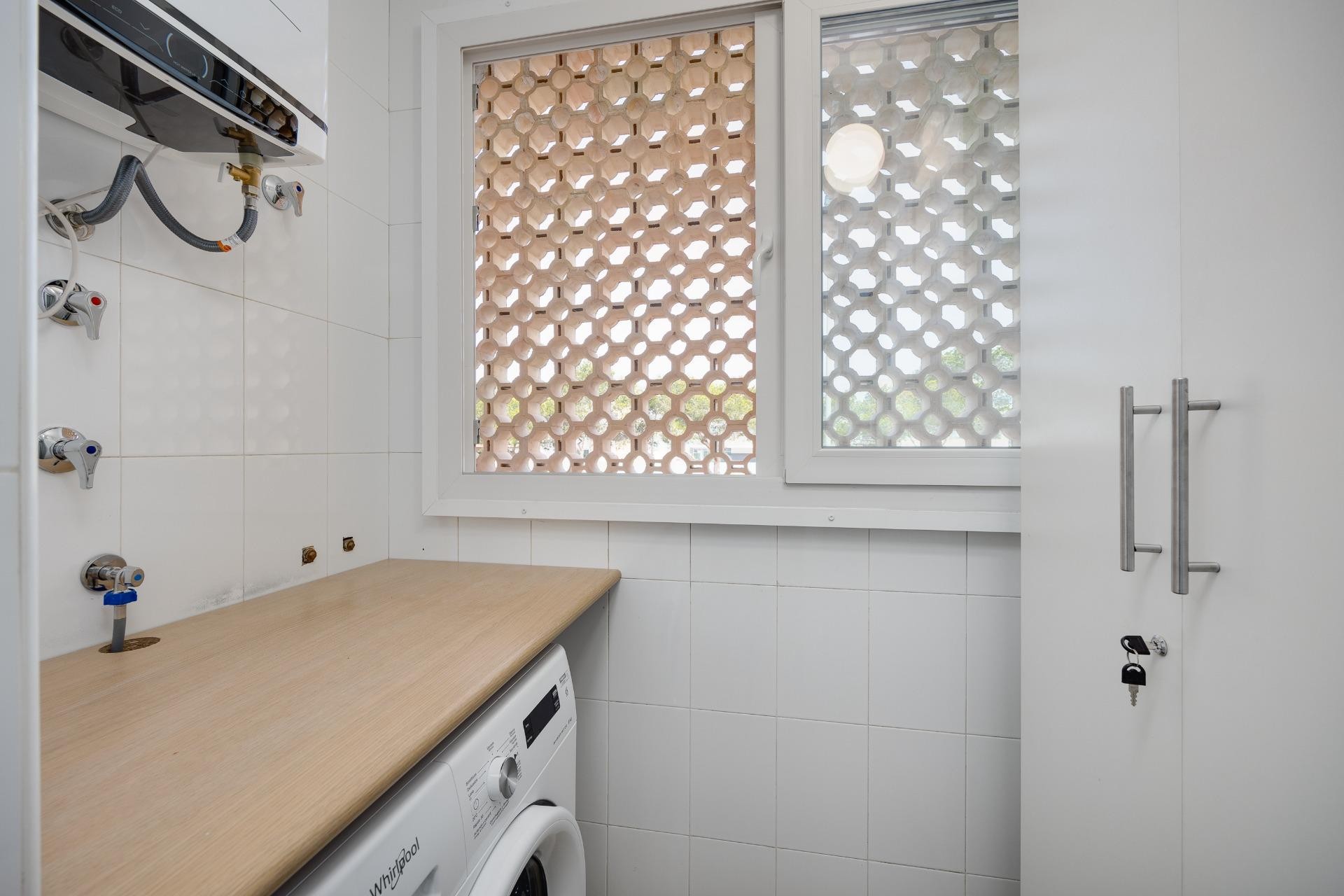 Resale - Apartment -
Orihuela Costa - Campoamor