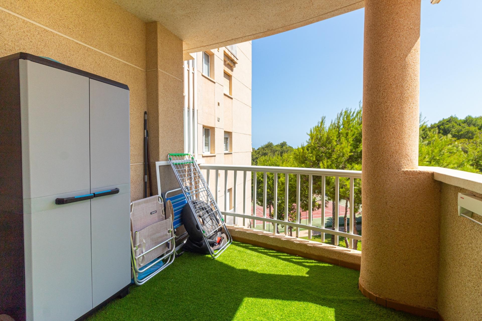Resale - Apartment -
Orihuela Costa - Campoamor