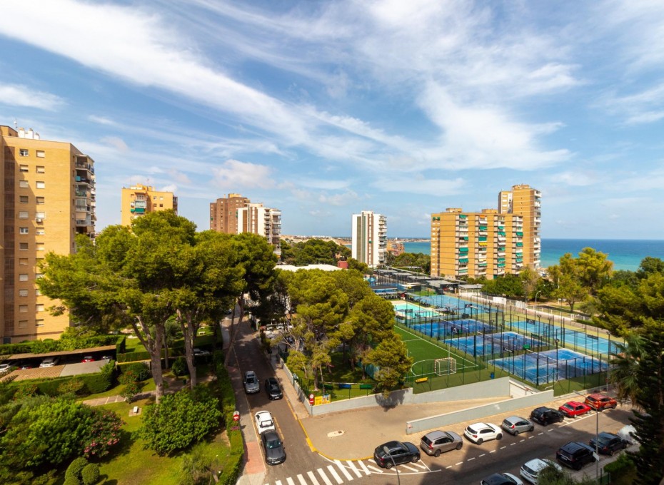 Resale - Apartment -
Orihuela Costa - Campoamor
