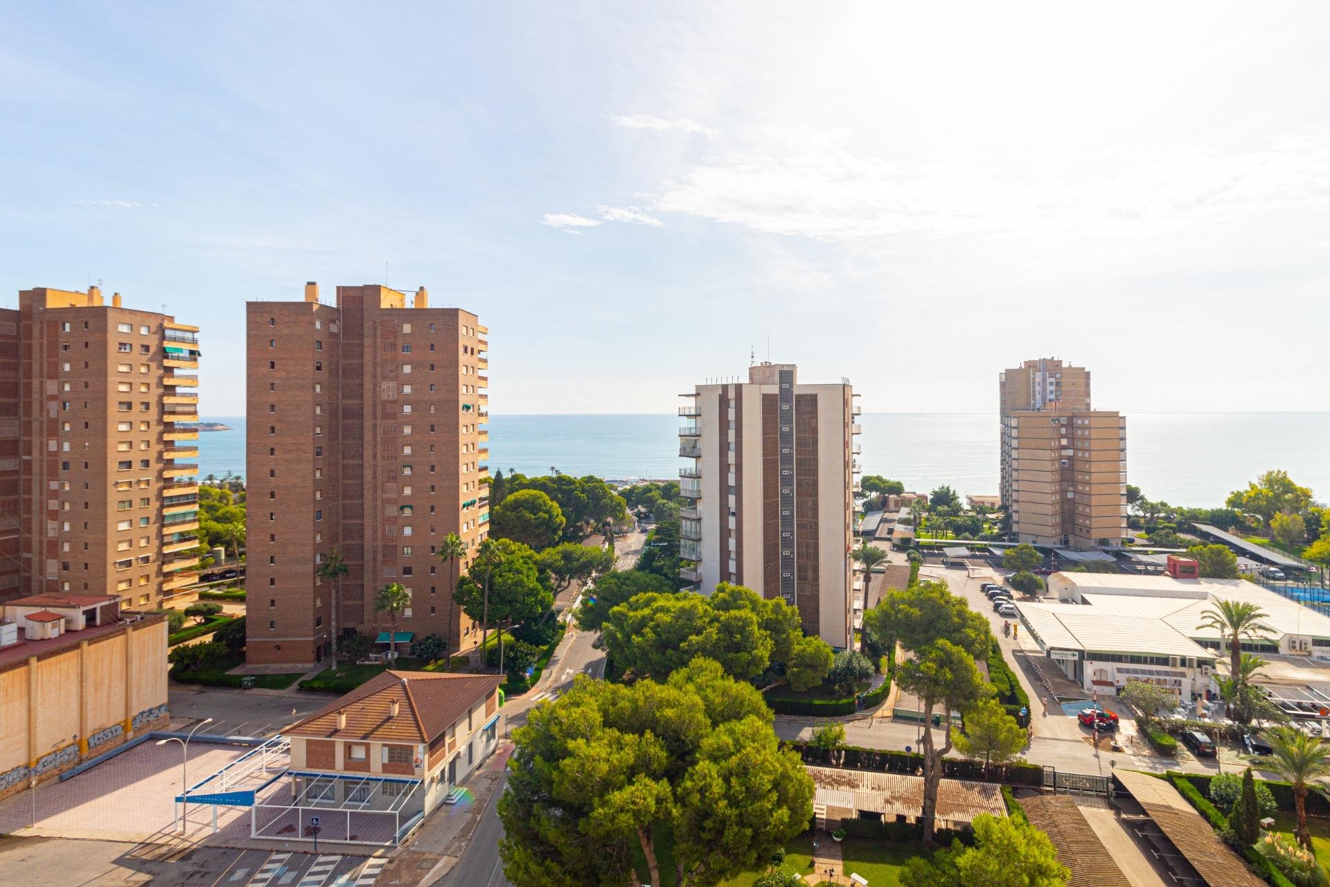 Resale - Apartment -
Orihuela Costa - Campoamor