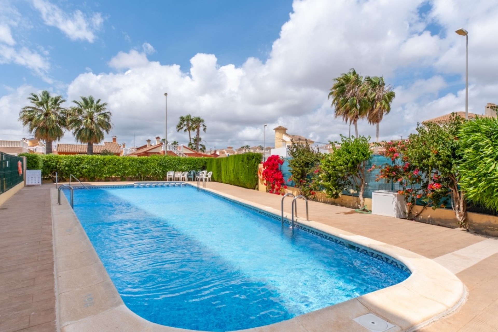 Resale - Apartment -
Orihuela Costa - La Florida