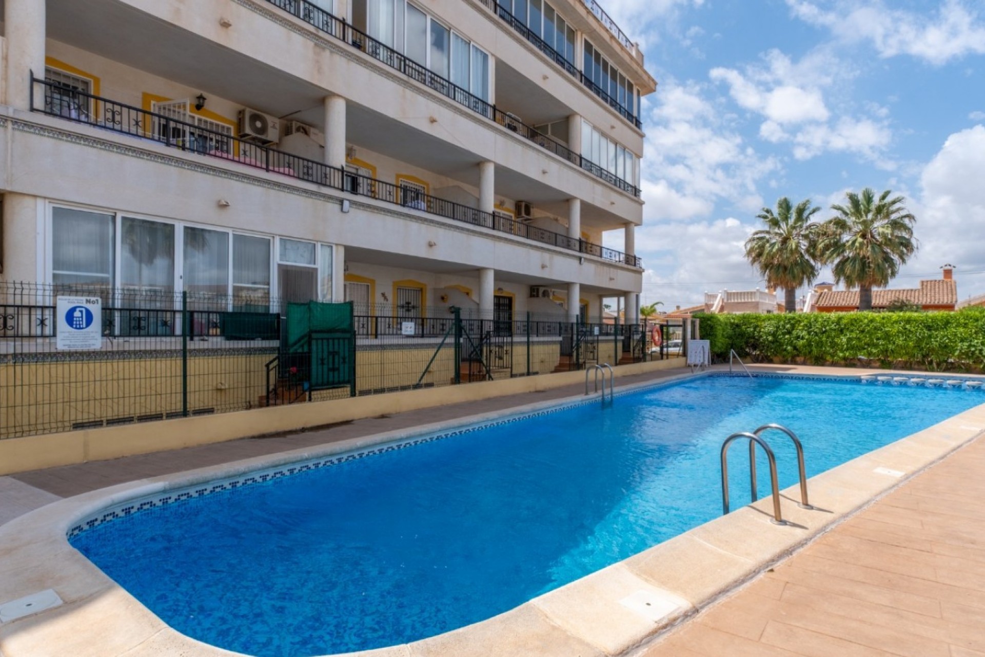 Resale - Apartment -
Orihuela Costa - La Florida