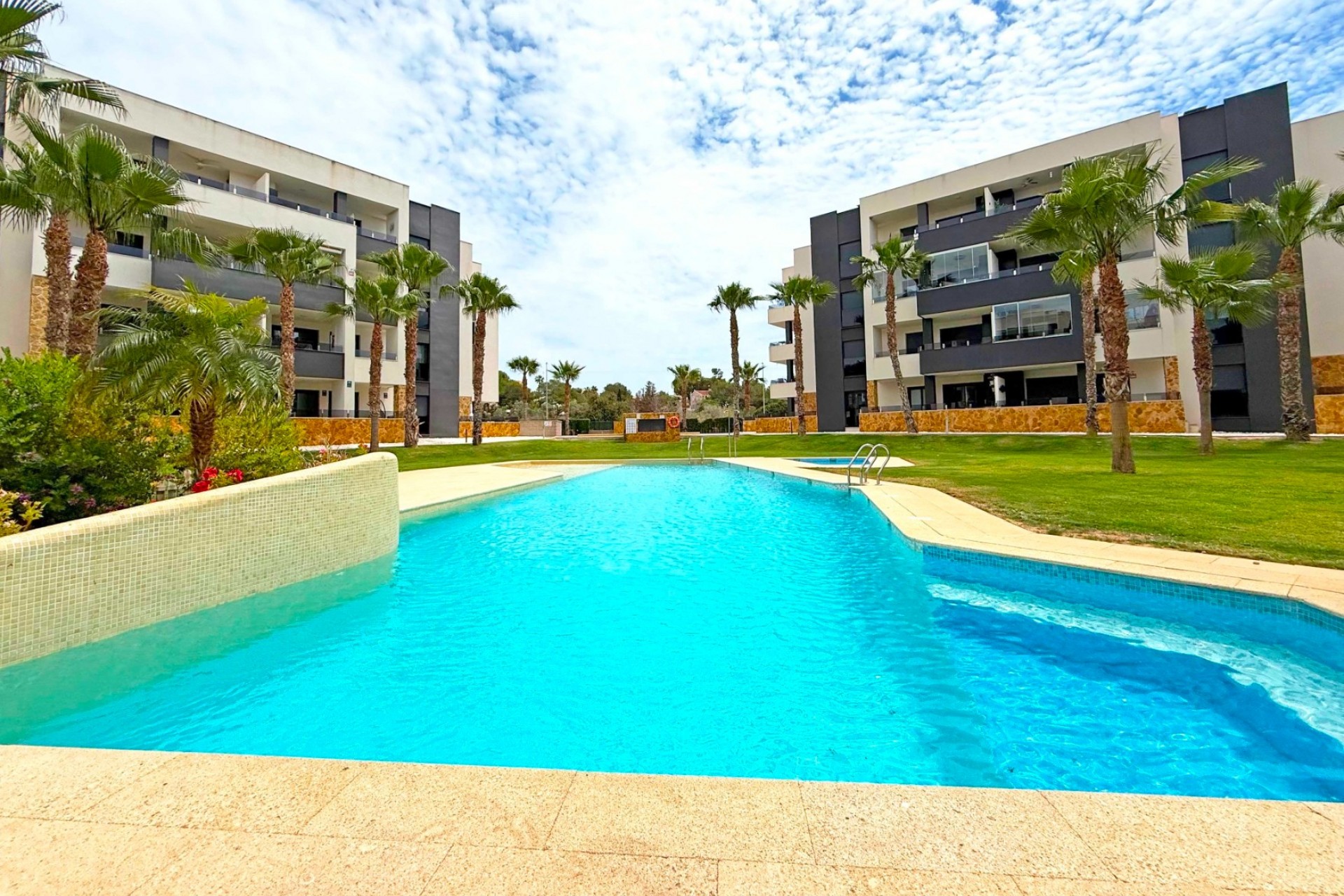 Resale - Apartment -
Orihuela Costa - Los Altos