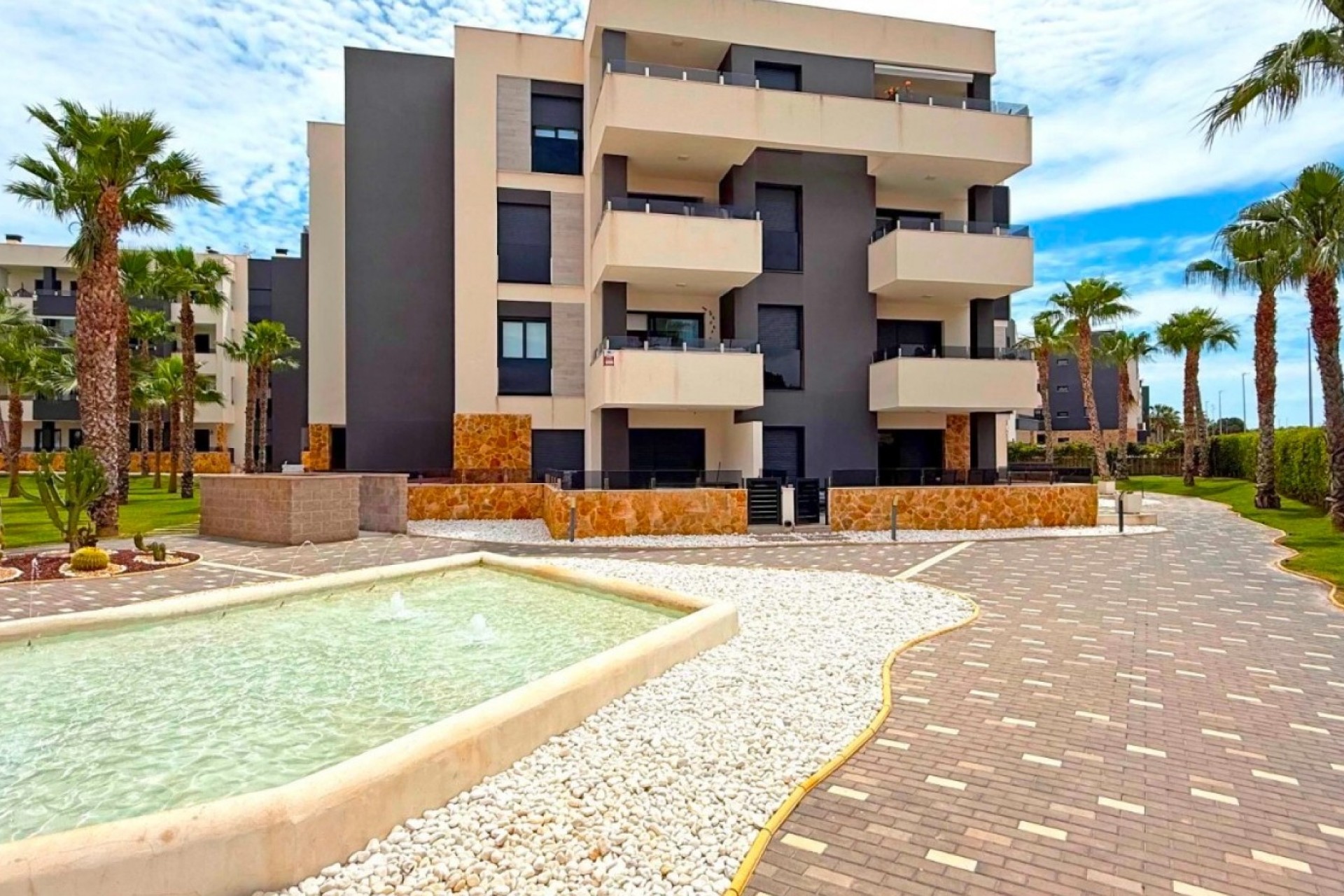 Resale - Apartment -
Orihuela Costa - Los Altos