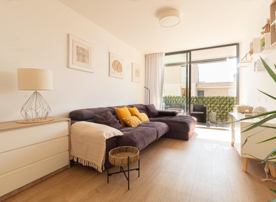 Resale - Apartment -
Orihuela Costa - Los Dolses