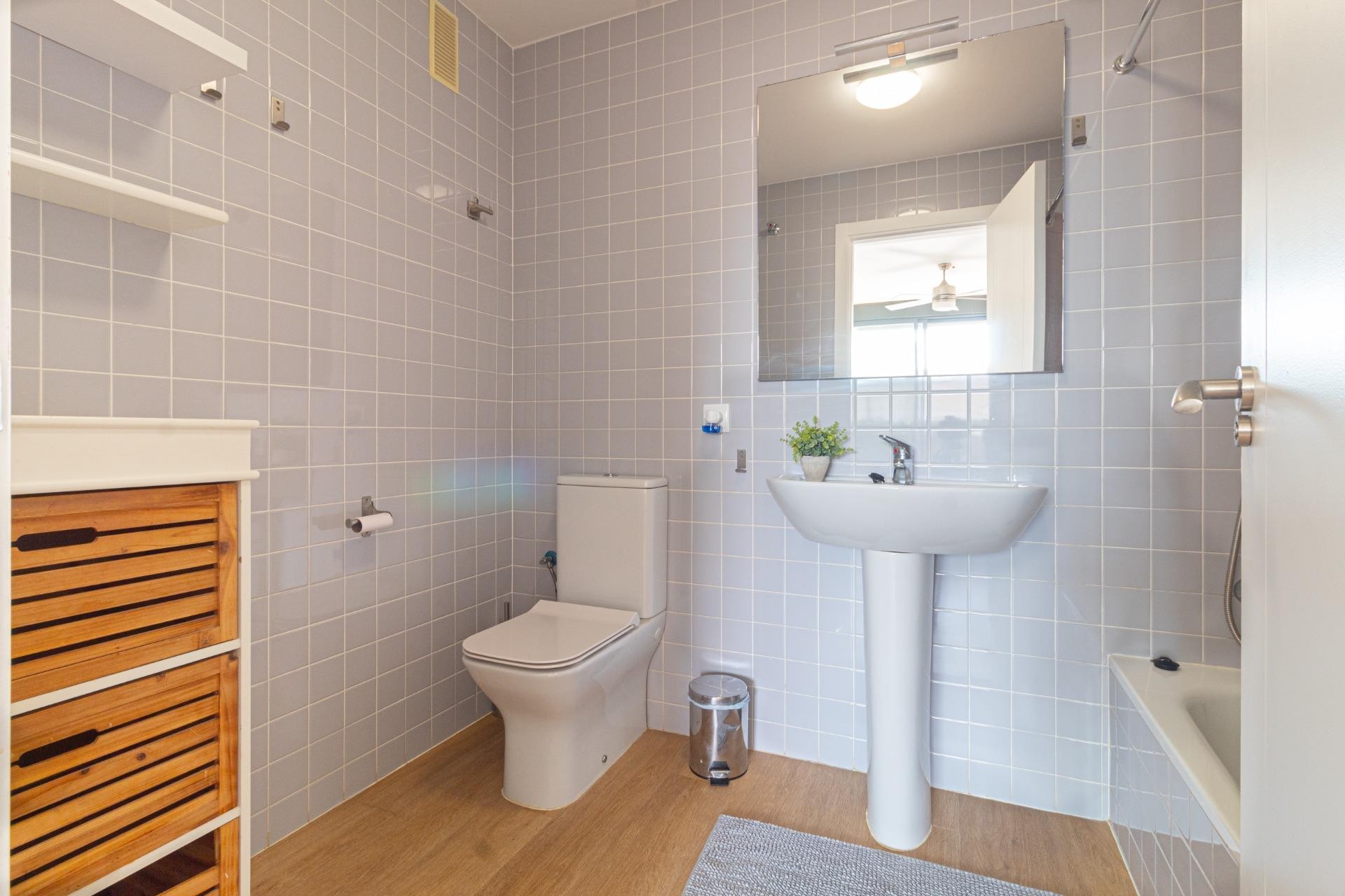 Resale - Apartment -
Orihuela Costa - Los Dolses