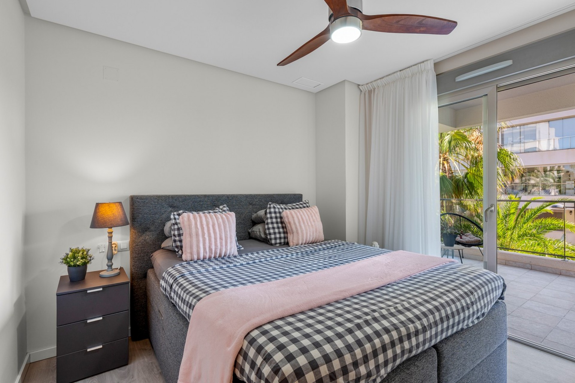 Resale - Apartment -
Orihuela Costa - Los Dolses