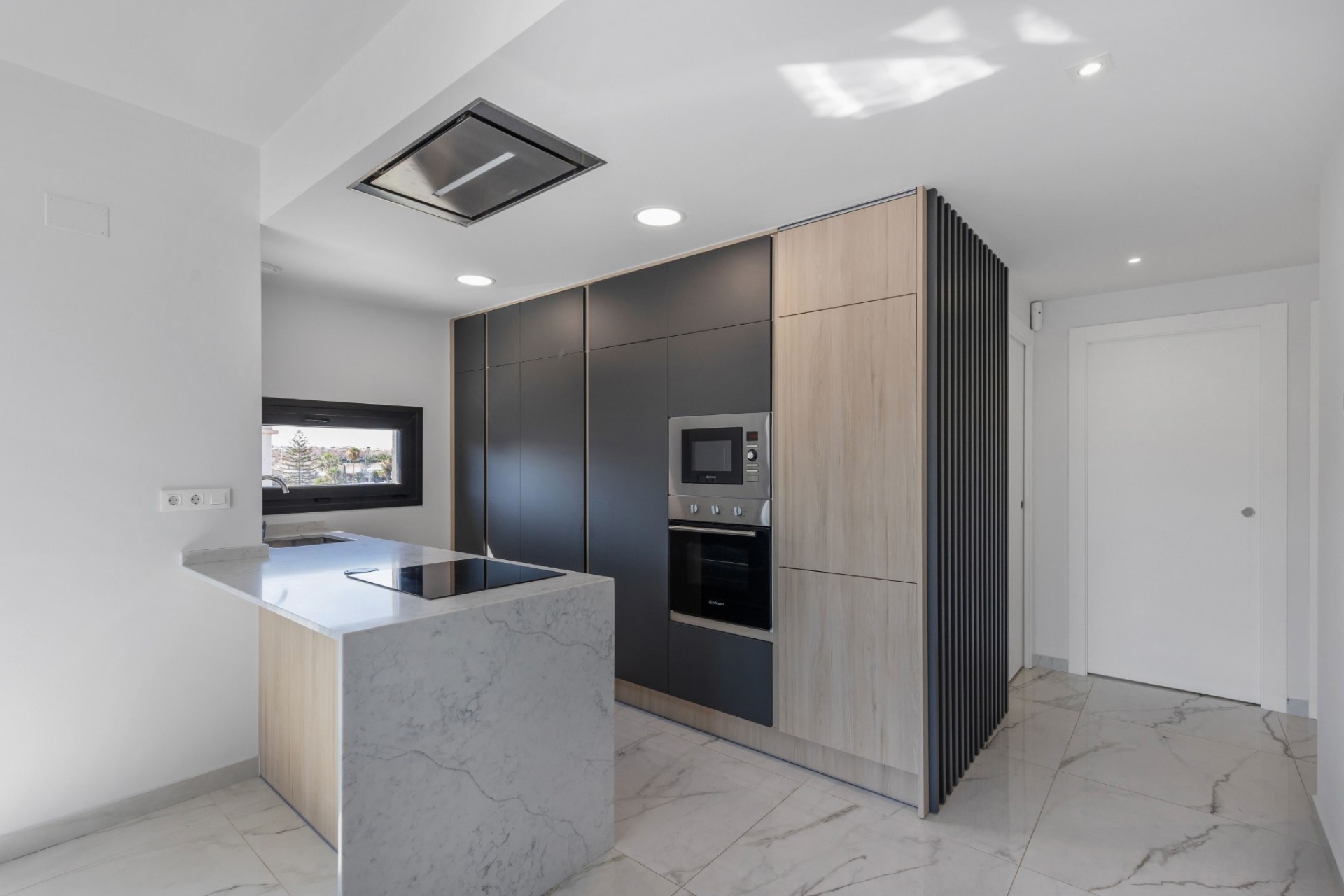 Resale - Apartment -
Orihuela Costa - Playa Flamenca