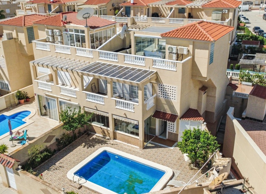 Resale - Apartment -
Orihuela Costa - Playa Flamenca