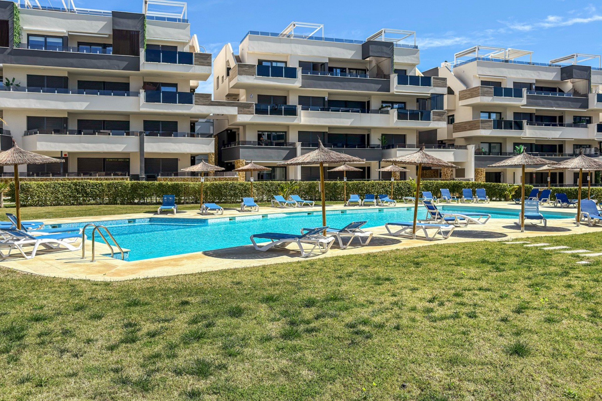 Resale - Apartment -
Orihuela Costa - Playa Flamenca