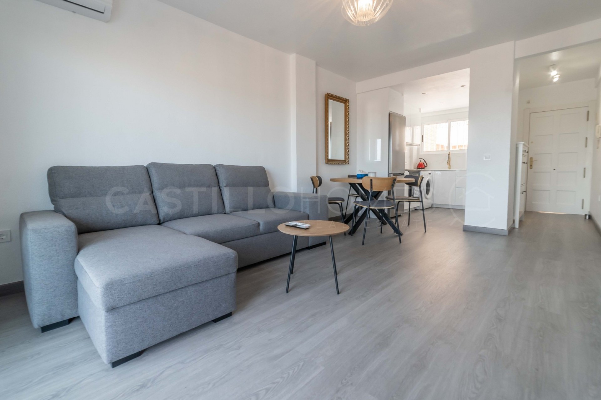 Resale - Apartment -
Orihuela Costa - Punta Prima