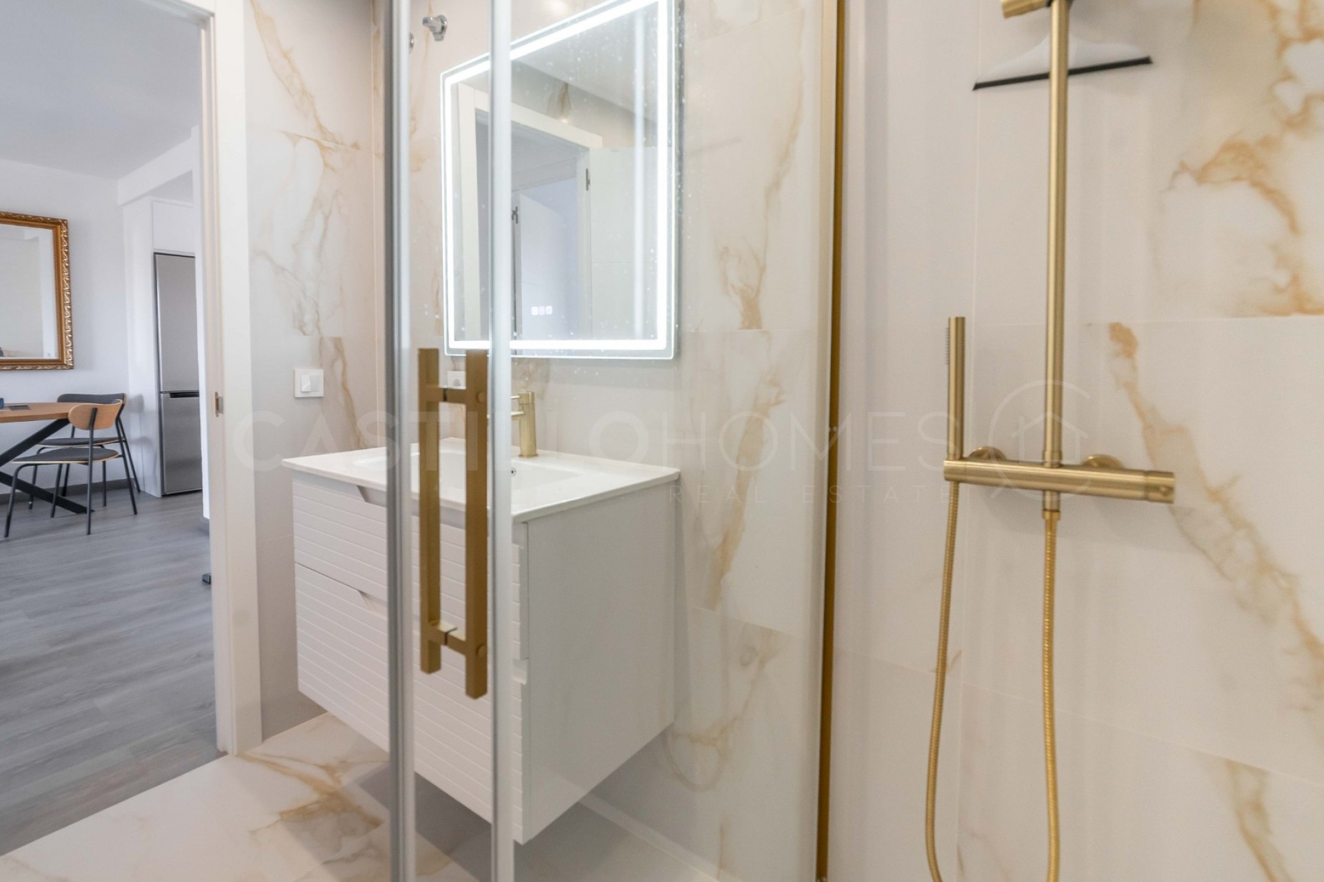 Resale - Apartment -
Orihuela Costa - Punta Prima