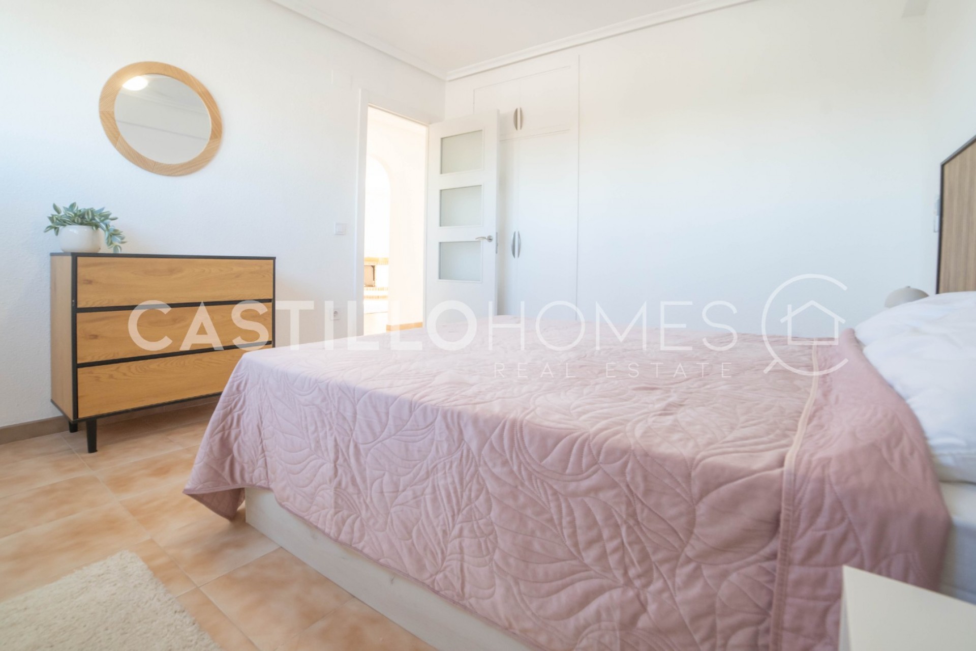 Resale - Apartment -
Orihuela Costa - Punta Prima