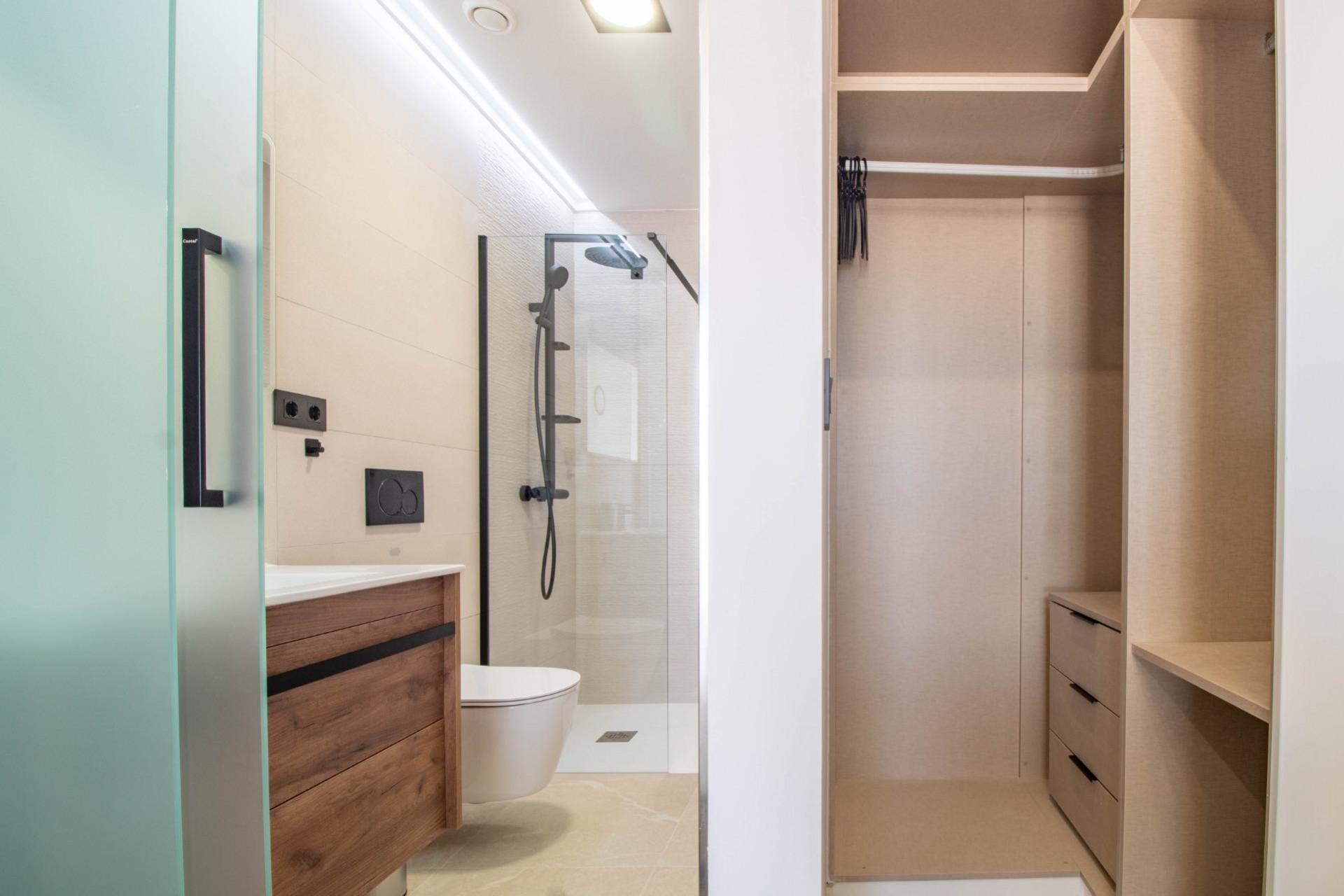 Resale - Apartment -
Orihuela Costa - Punta Prima