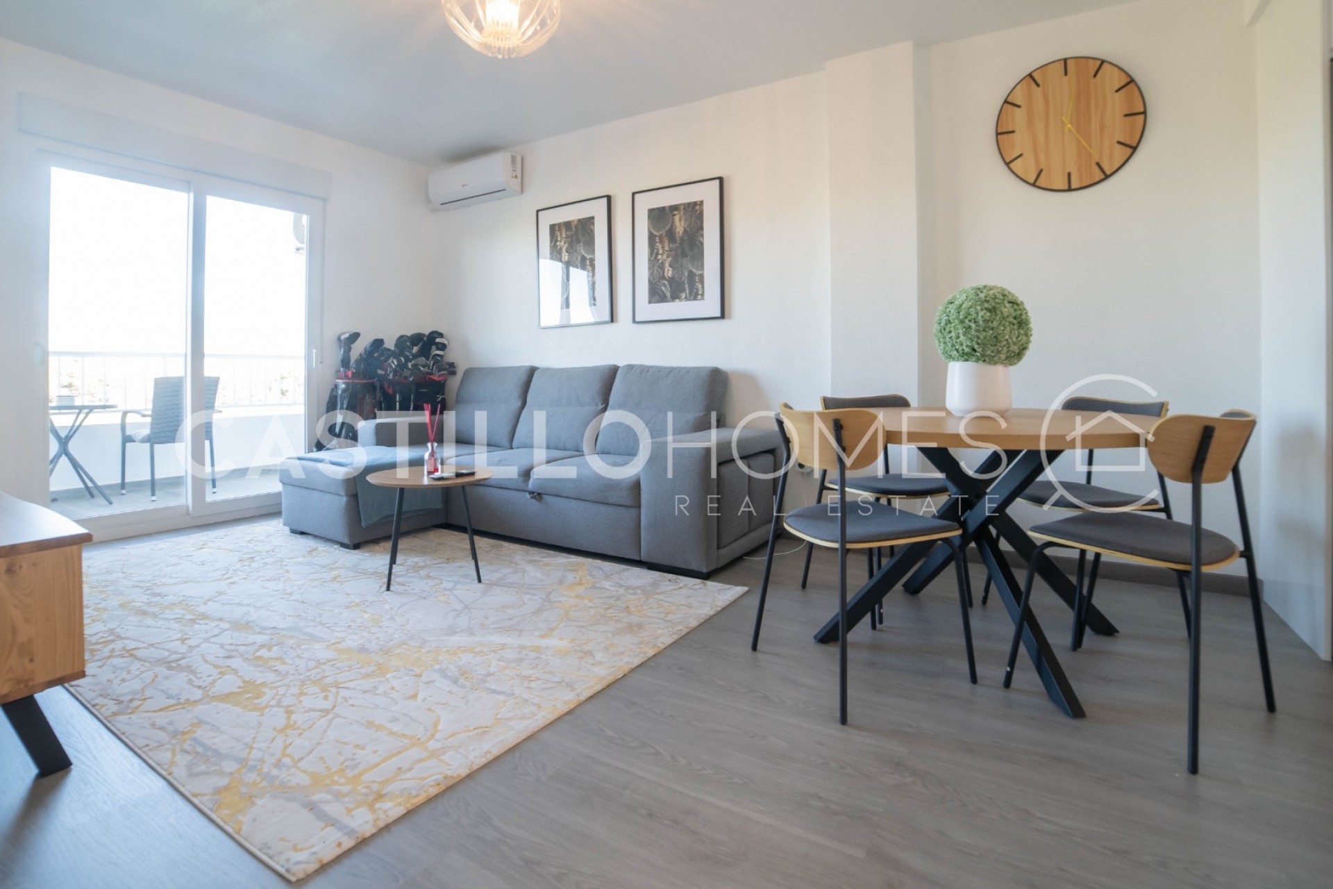 Resale - Apartment -
Orihuela Costa - Punta Prima