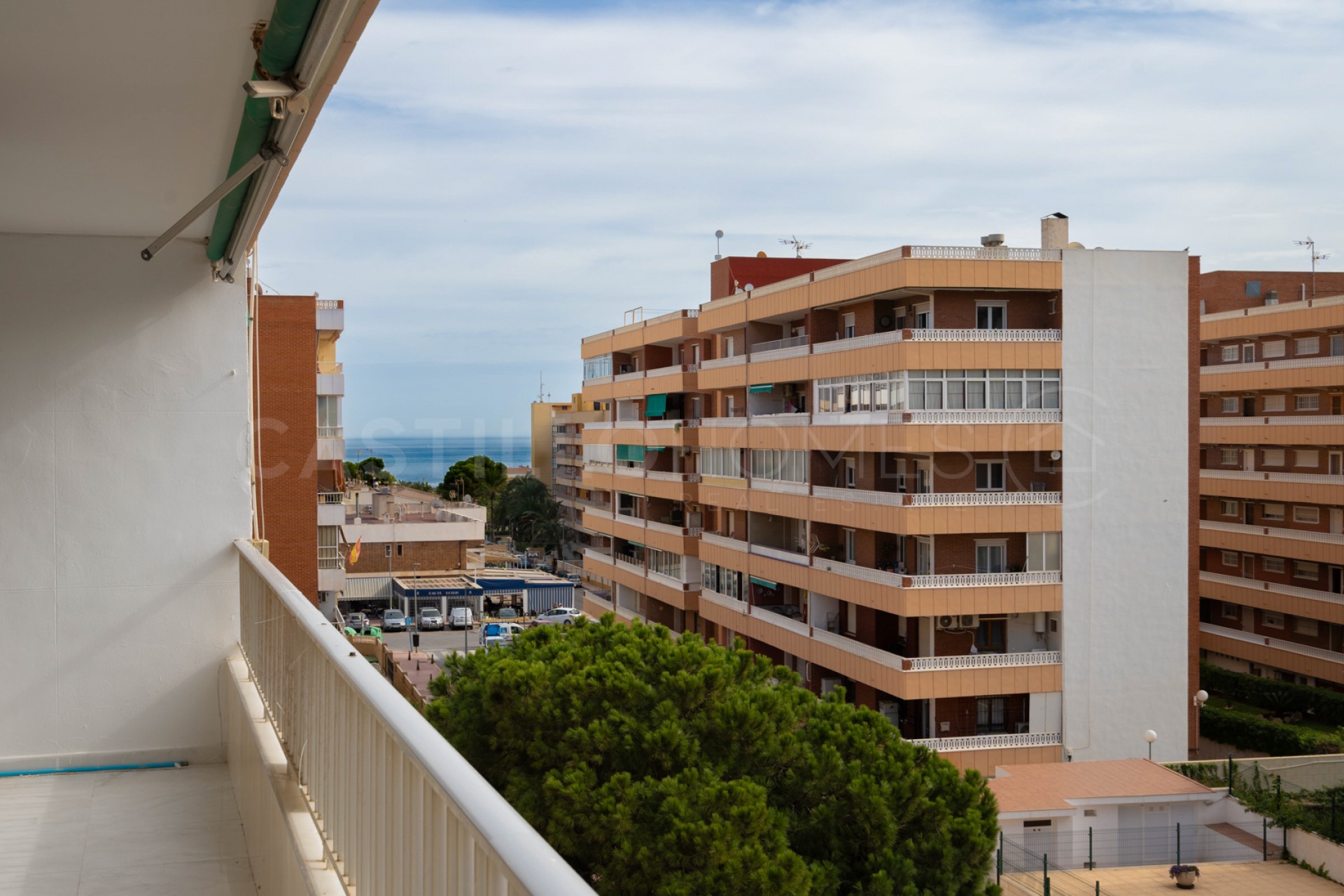 Resale - Apartment -
Orihuela Costa - Punta Prima
