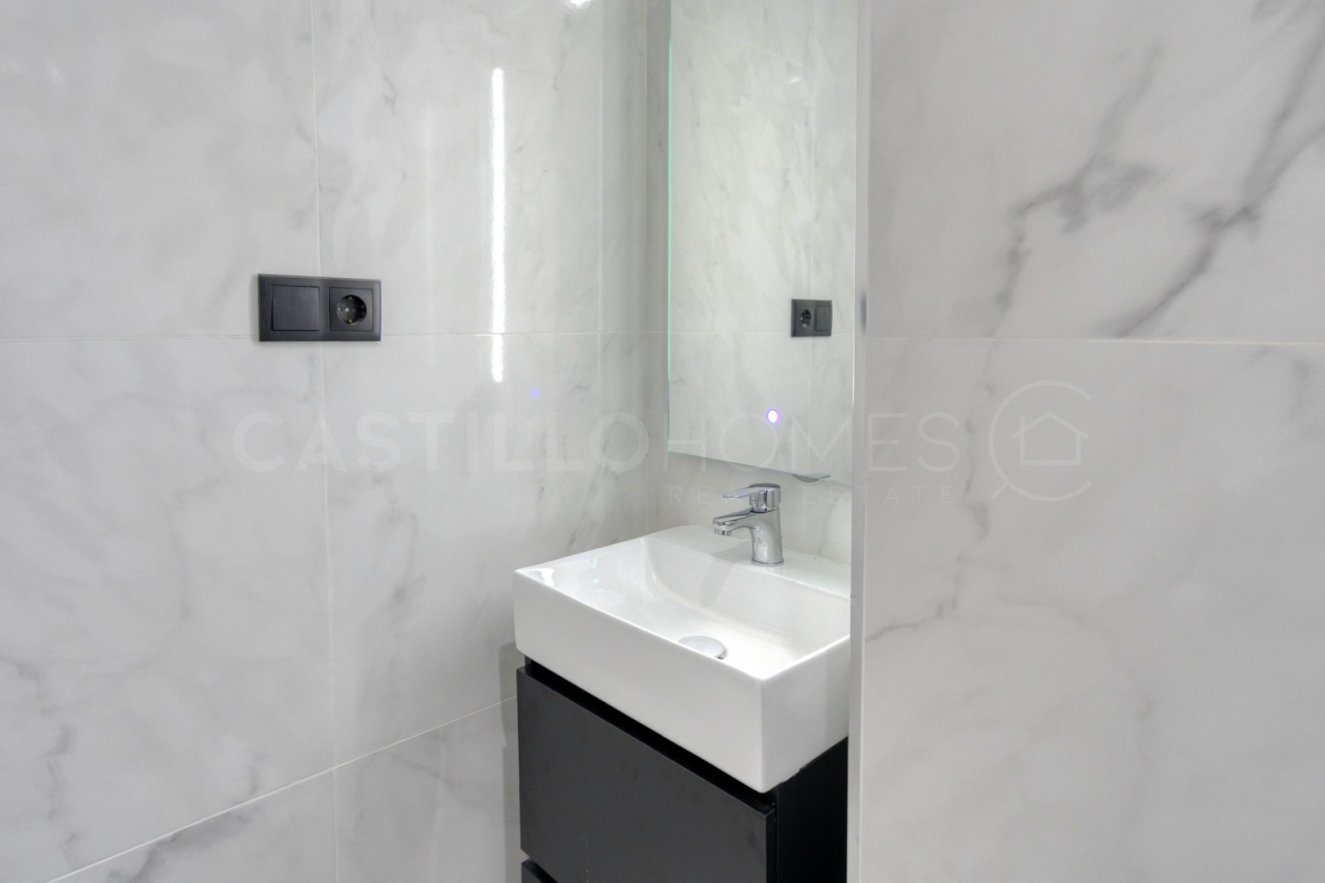 Resale - Apartment -
Orihuela Costa - Punta Prima