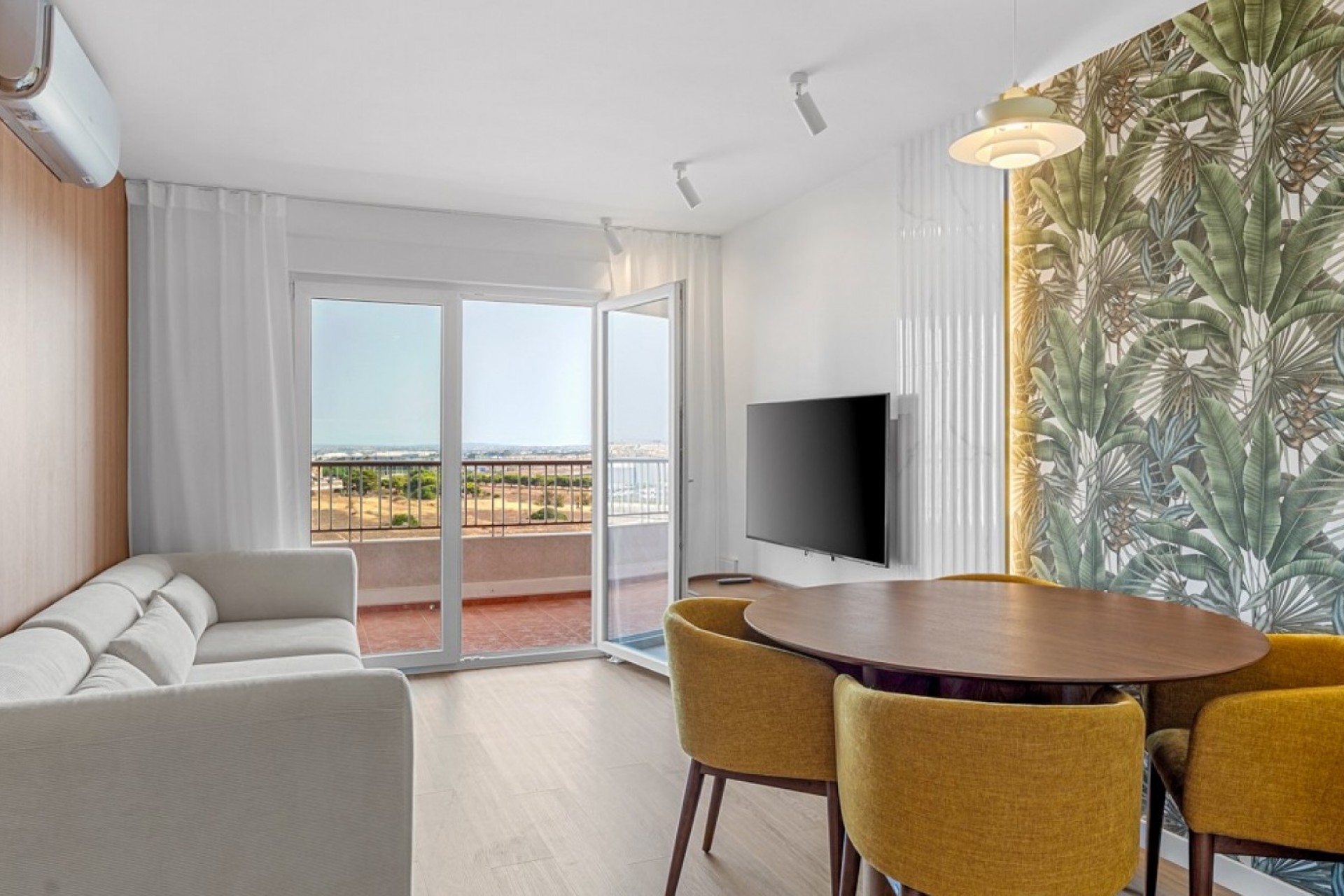 Resale - Apartment -
Orihuela Costa - Punta Prima