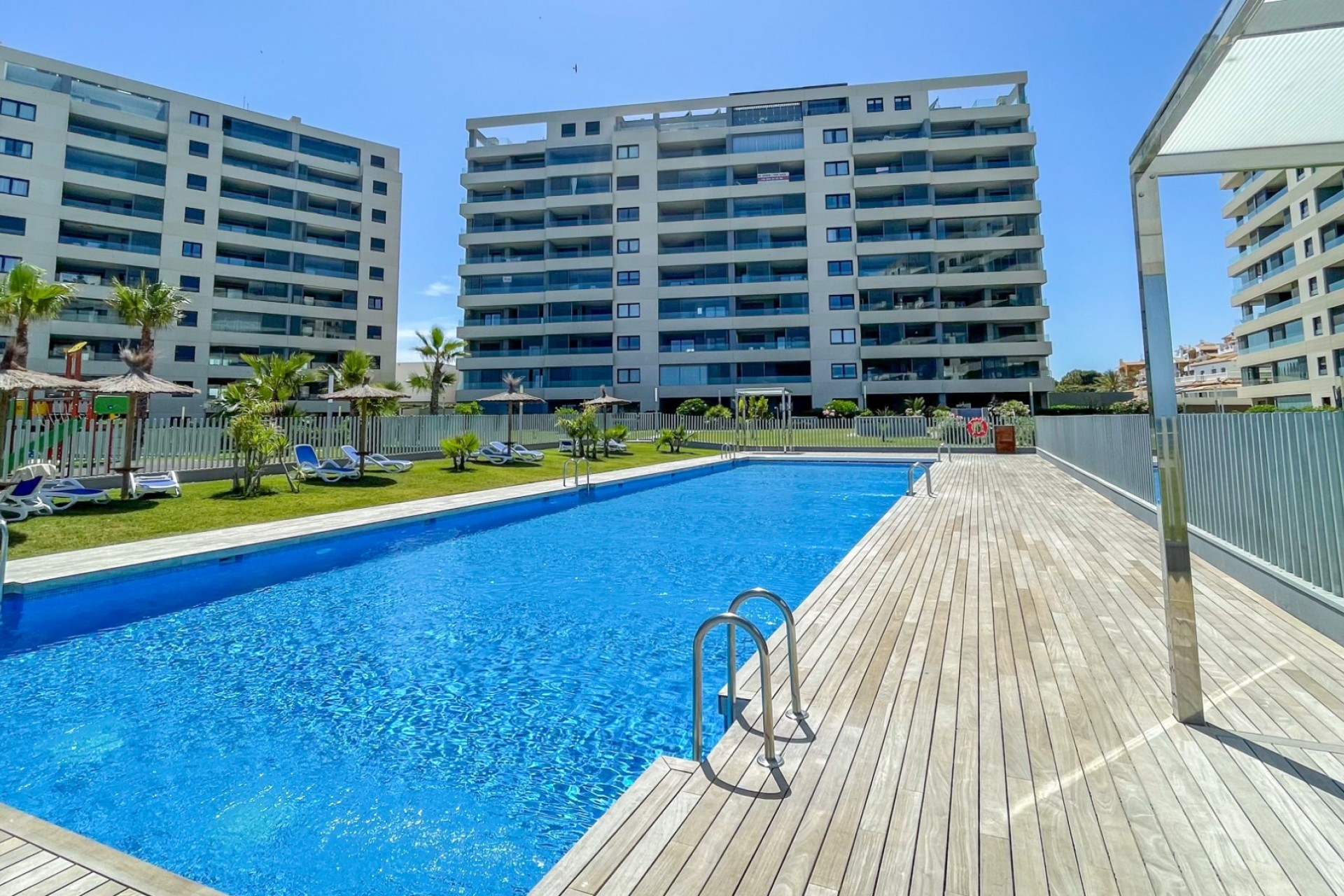 Resale - Apartment -
Orihuela Costa - Punta Prima