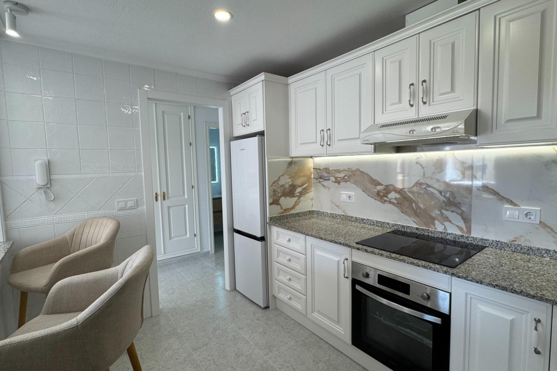 Resale - Apartment -
Orihuela Costa - Villamartín-Las Filipinas