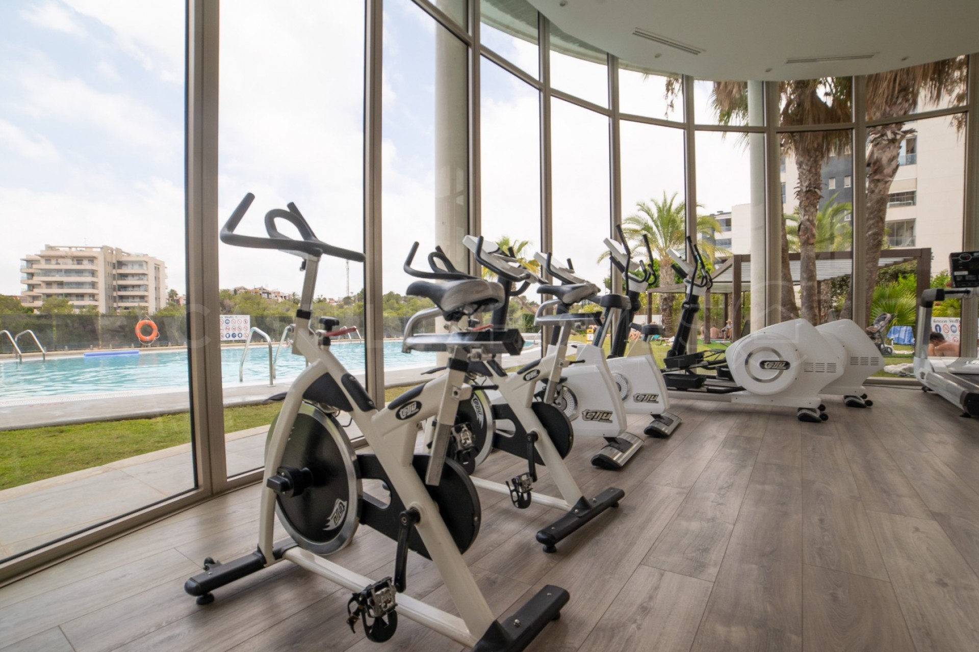 Resale - Apartment -
Orihuela Costa - Villamartín