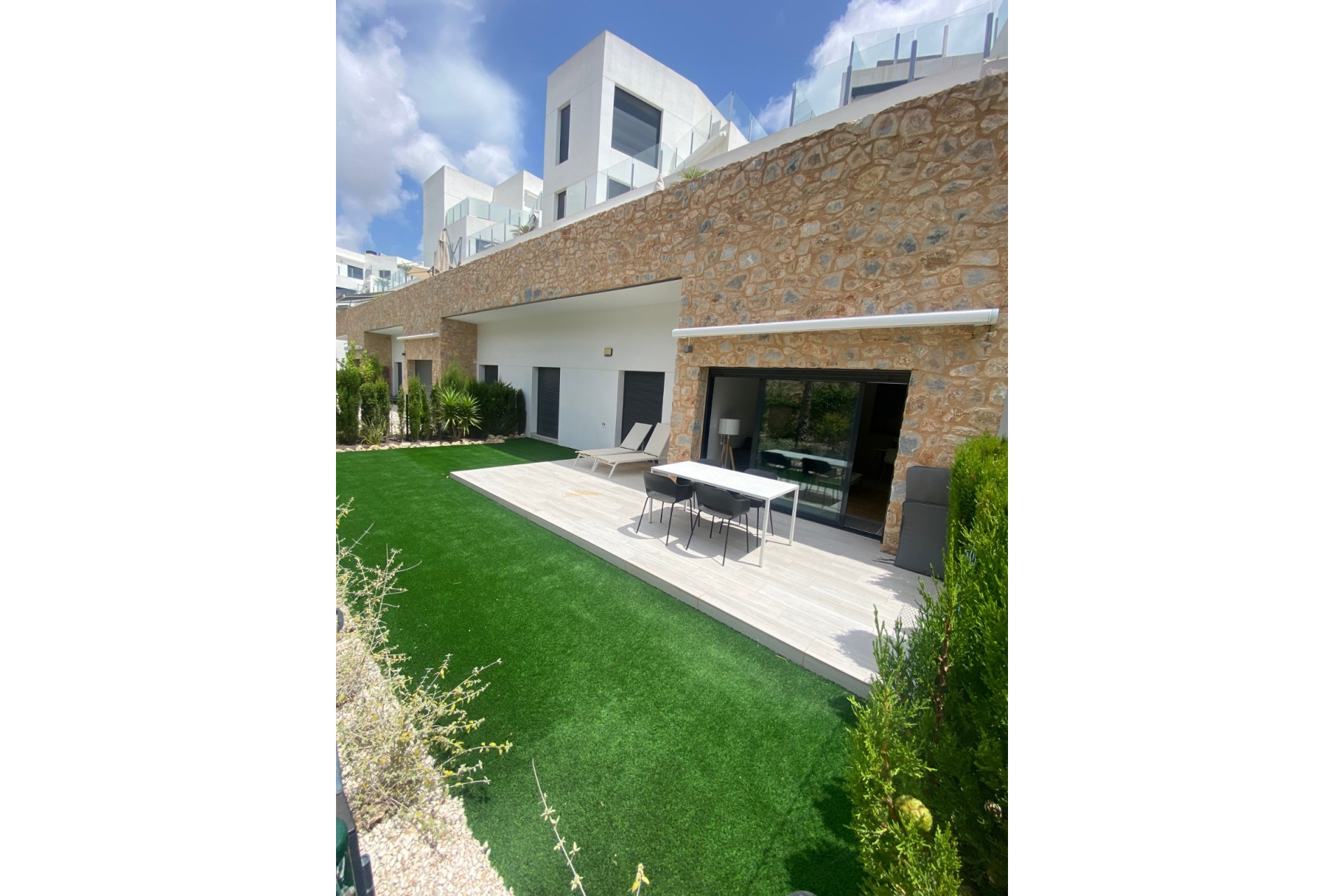 Resale - Apartment -
Orihuela Costa - Villamartín