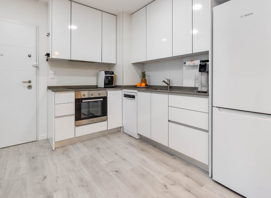 Resale - Apartment -
Orihuela Costa - Villamartín