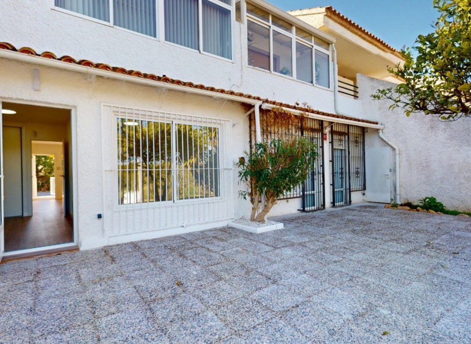 Resale - Apartment -
Orihuela Costa - Villamartín