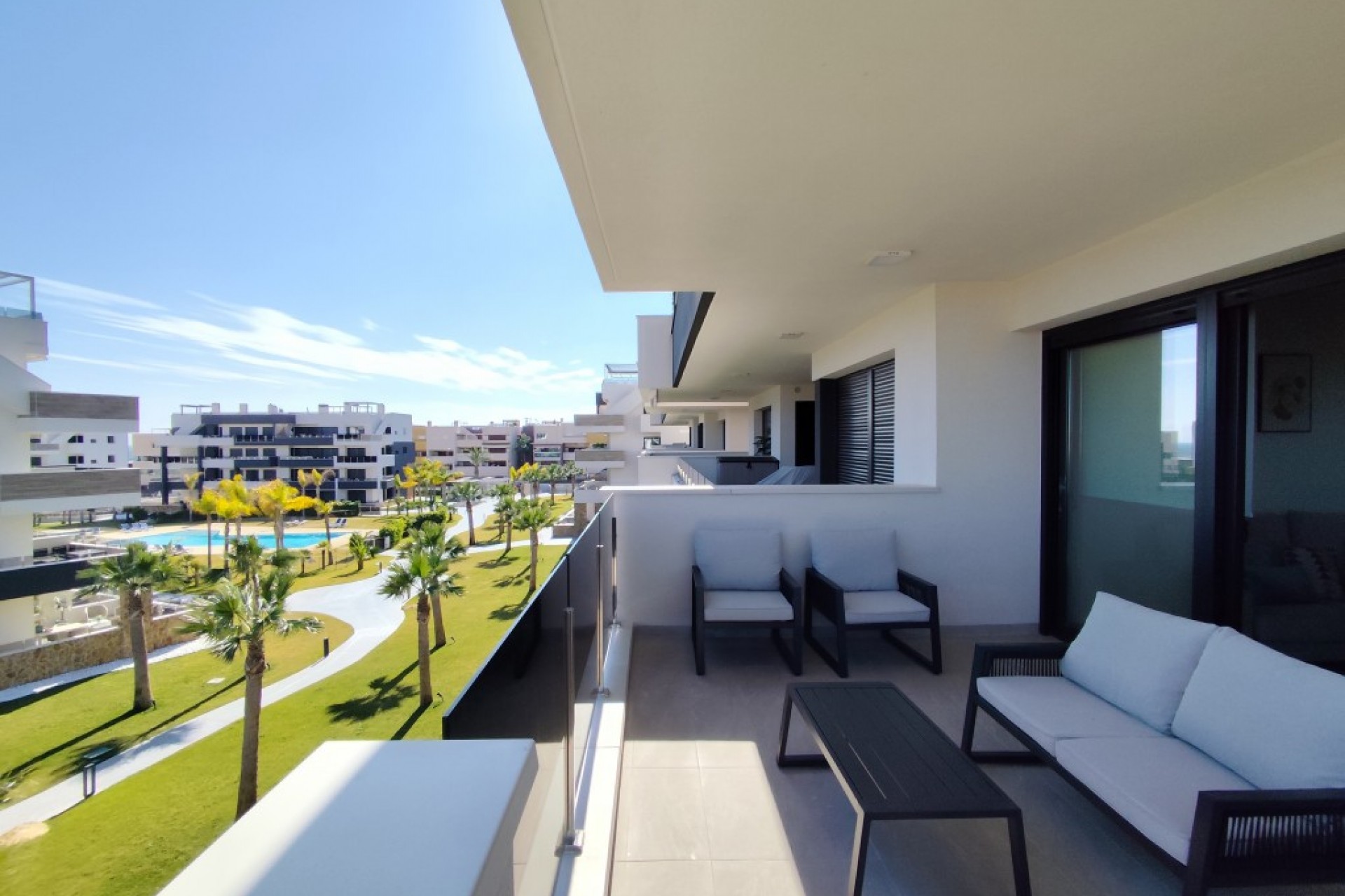 Resale - Apartment -
Orihuela Costa