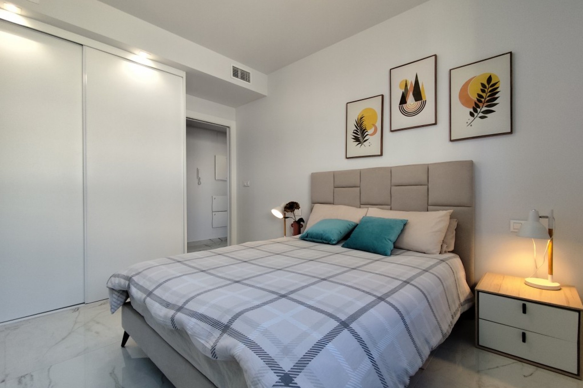 Resale - Apartment -
Orihuela Costa