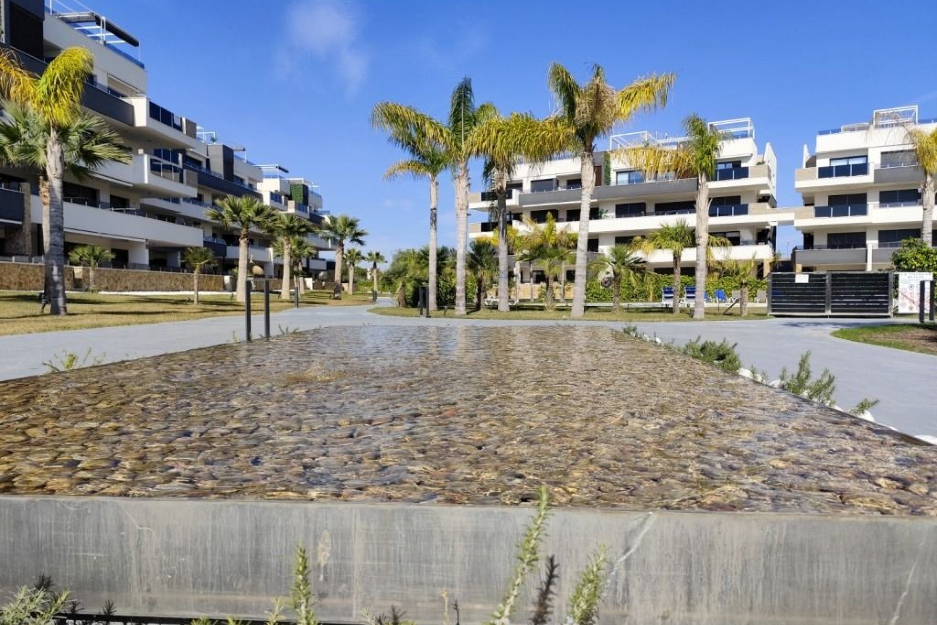 Resale - Apartment -
Orihuela Costa