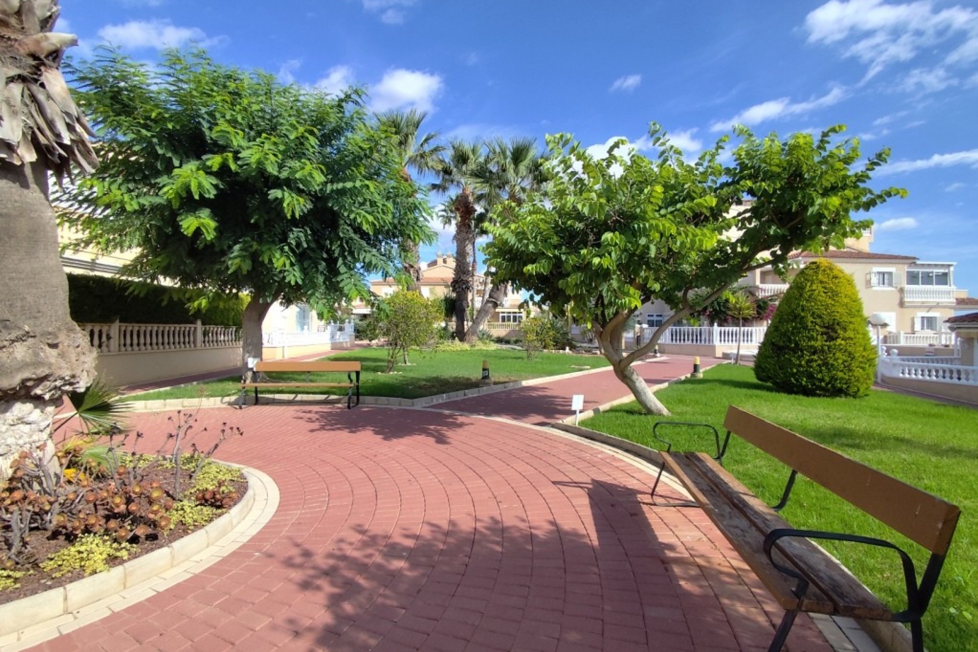 Resale - Apartment -
Orihuela Costa