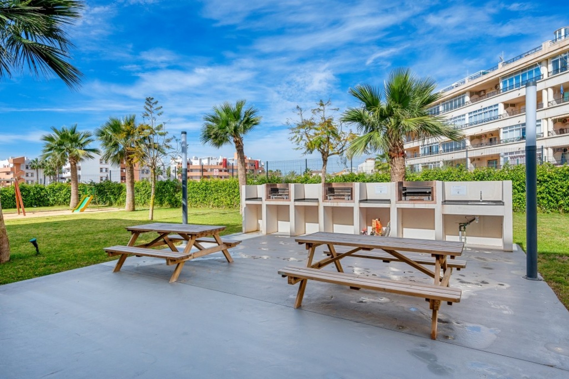 Resale - Apartment -
Orihuela Costa