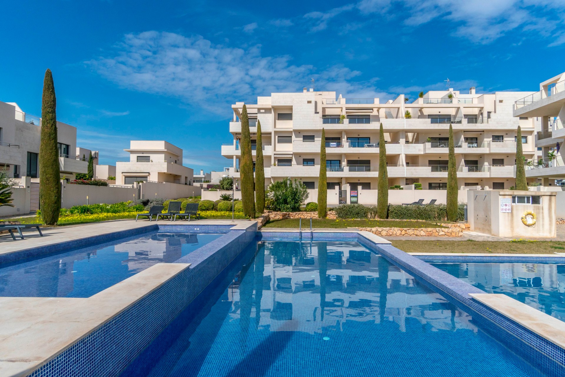 Resale - Apartment -
Orihuela - Orihuela Costa