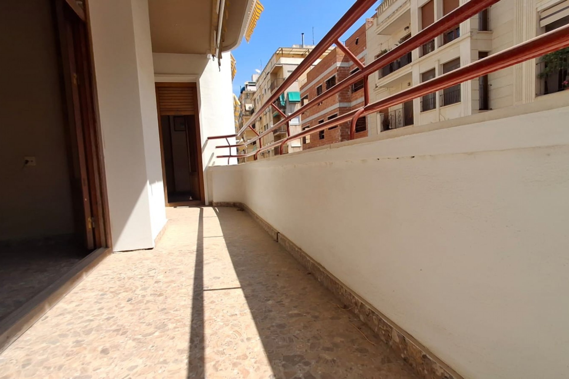 Resale - Apartment -
Orihuela - Zona Centro