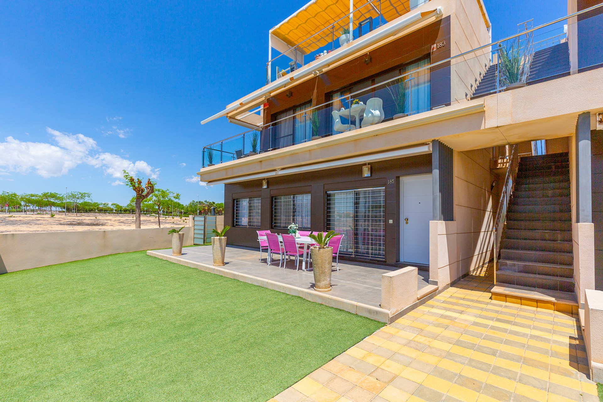 Resale - Apartment -
Pilar de la Horadada - Torre de la Horadada